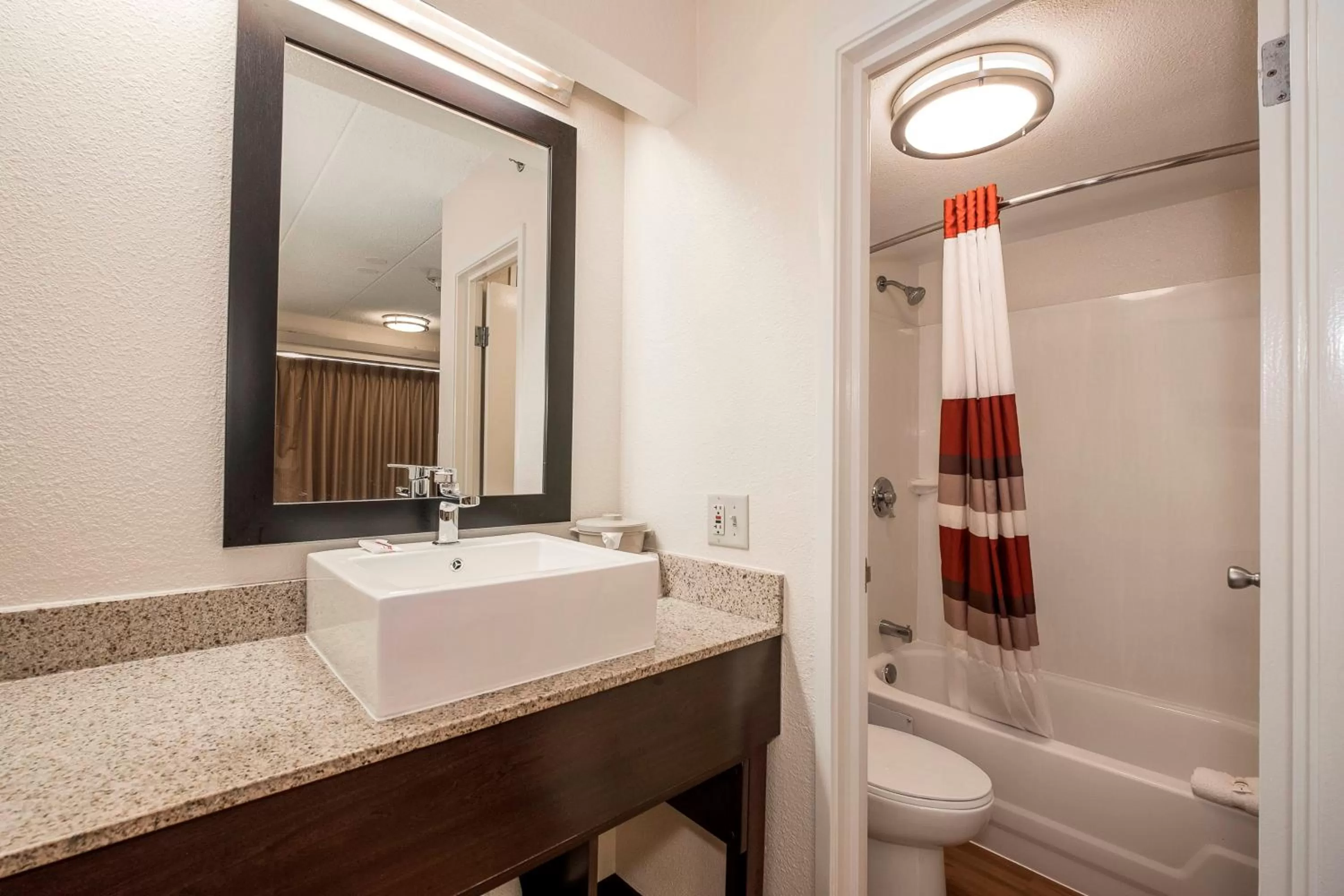 Bathroom in Red Roof Inn PLUS + Boston - Framingham