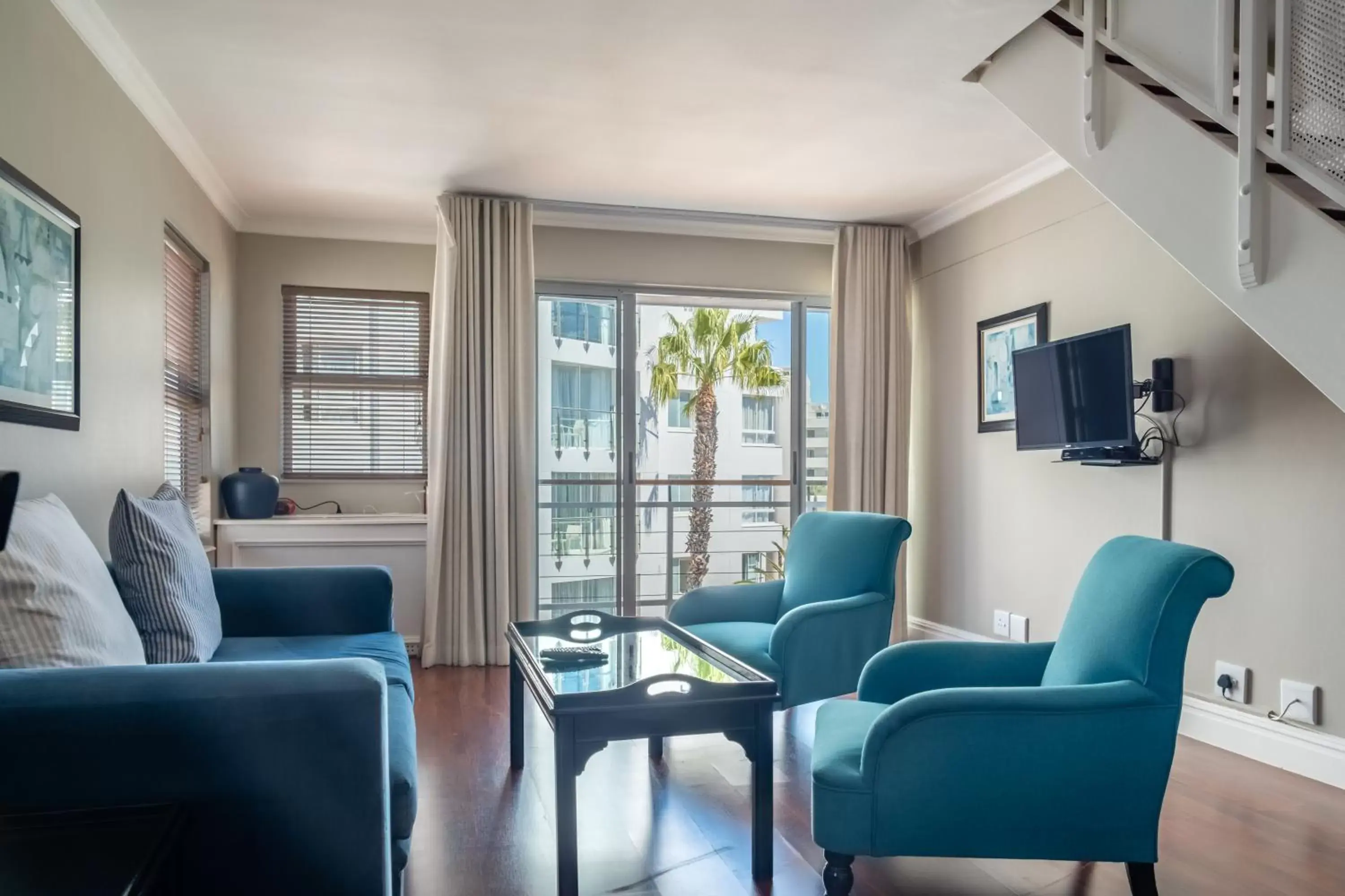 TV and multimedia, Seating Area in The Bantry Bay Aparthotel by Totalstay