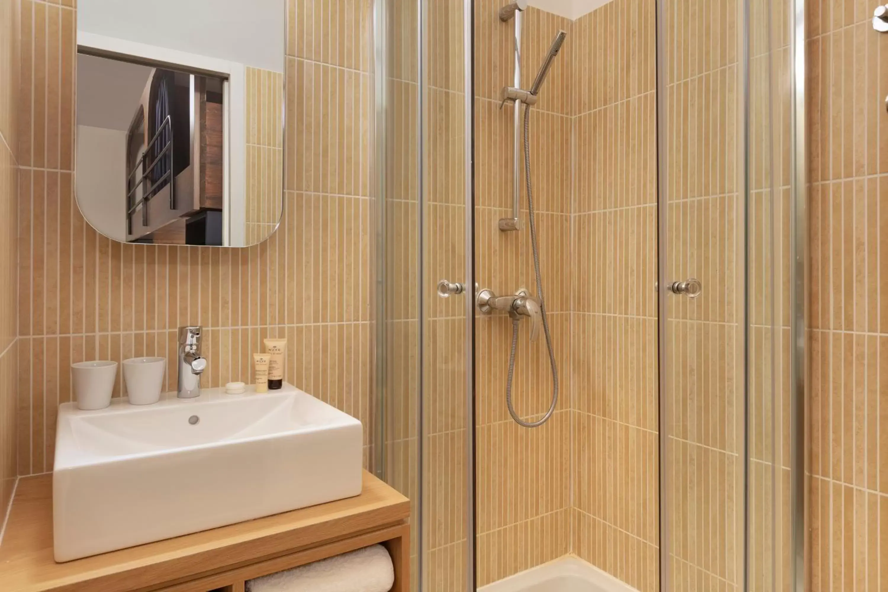 Shower, Bathroom in Hôtel Marielle