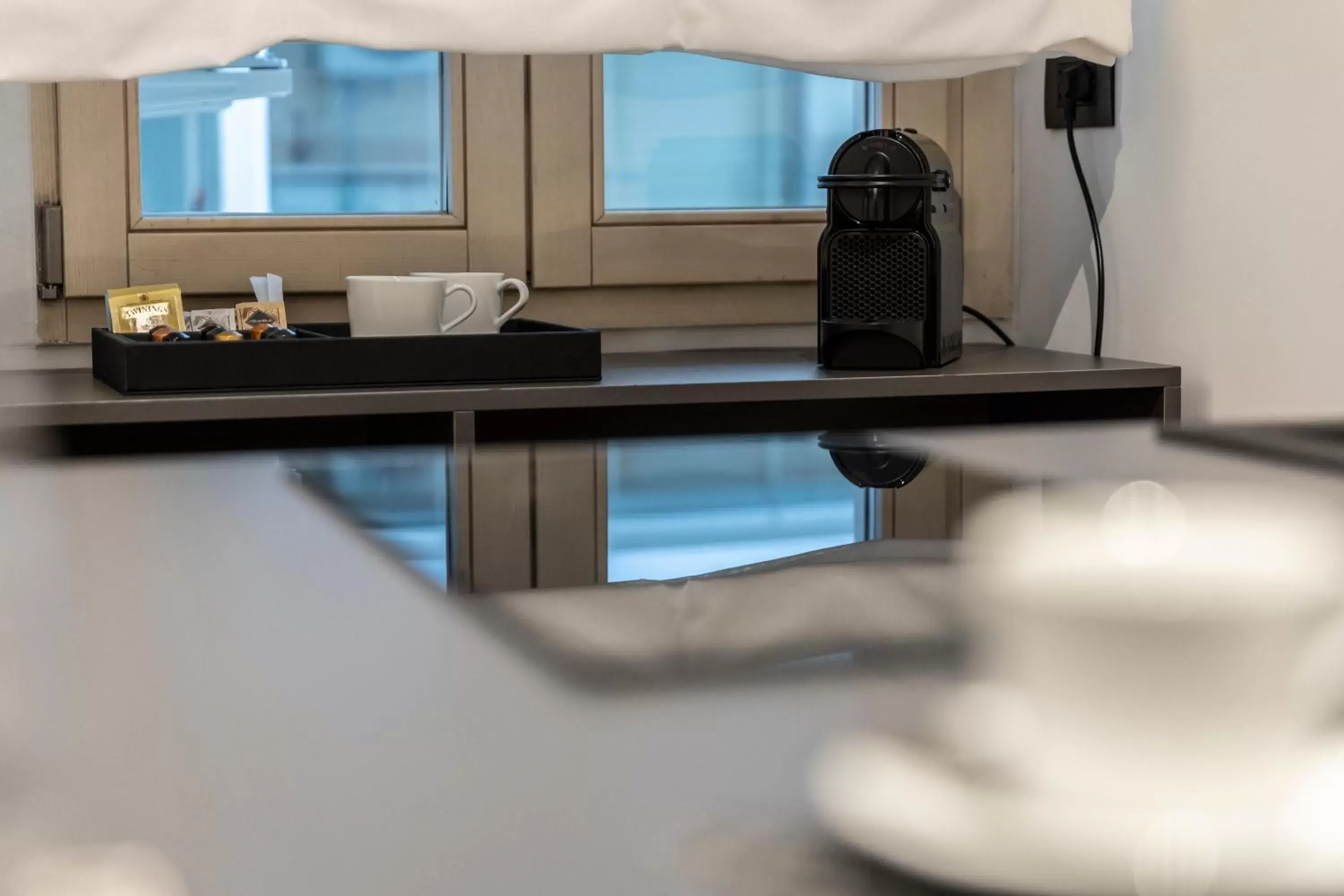 Coffee/tea facilities in Corso 84 Luxury Suites