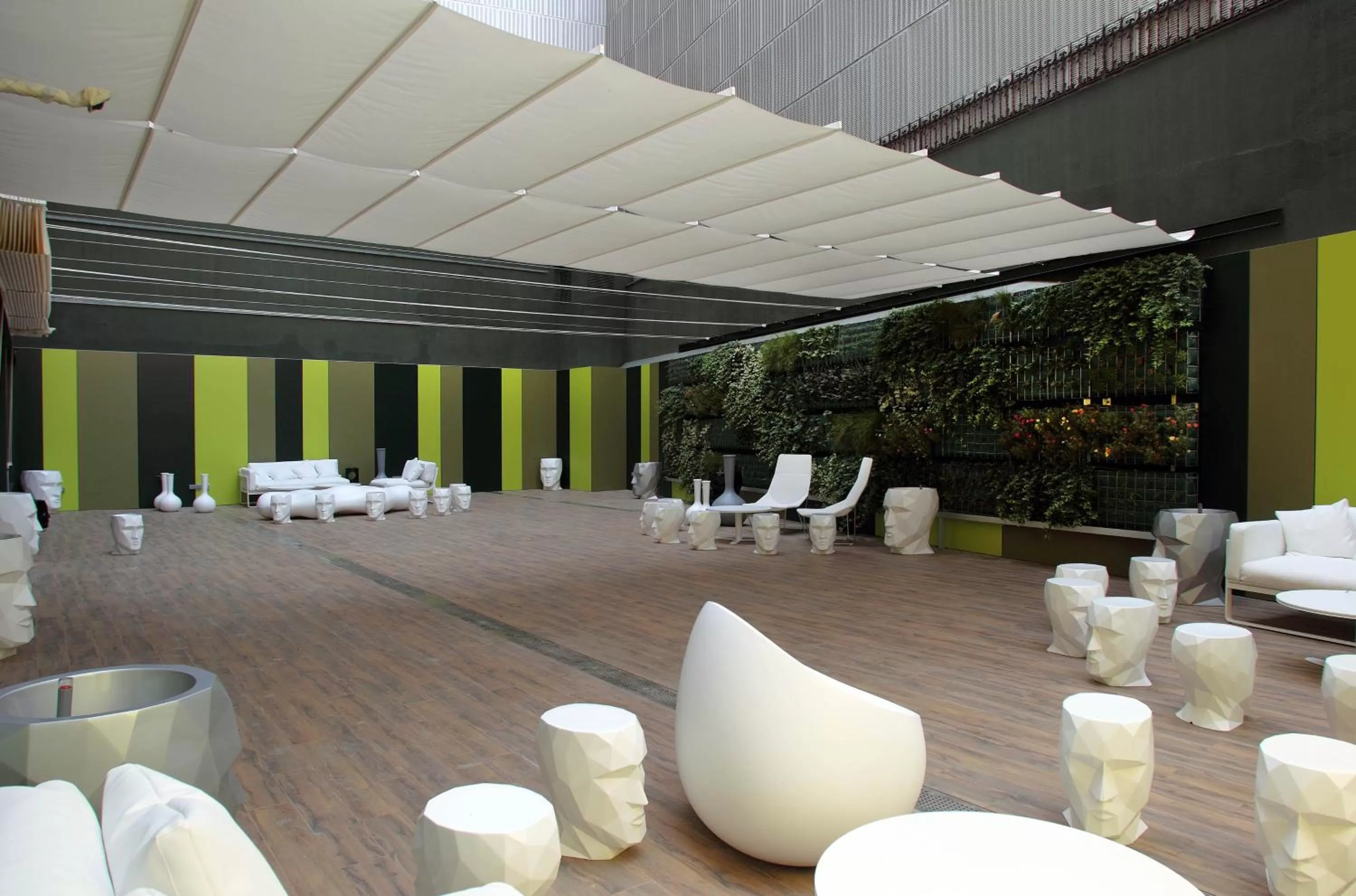 Lounge or bar in Room Mate Pau, Barcelona