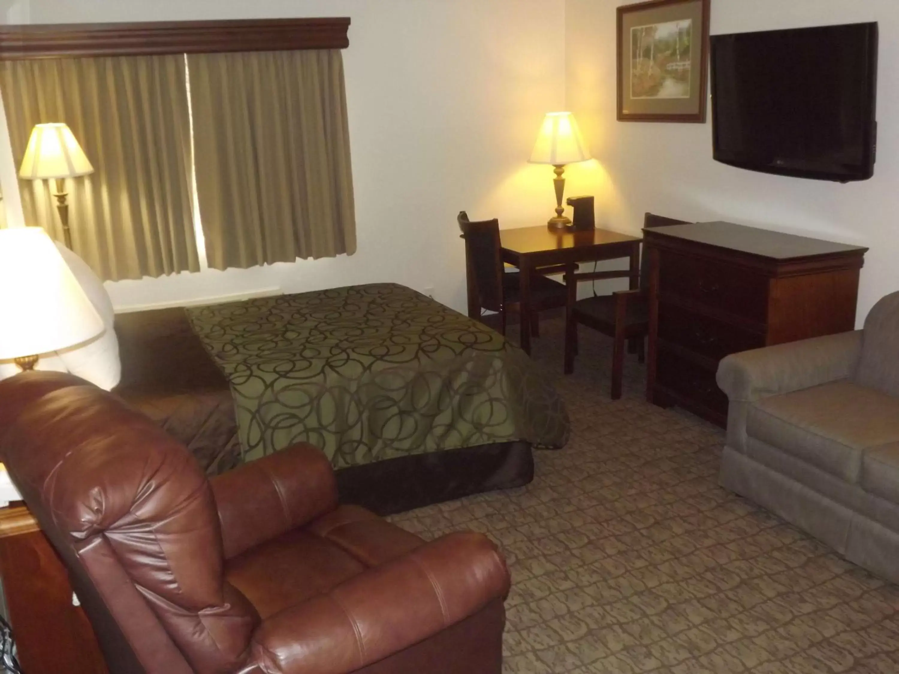 Photo of the whole room, Bed in Best Western River Cities