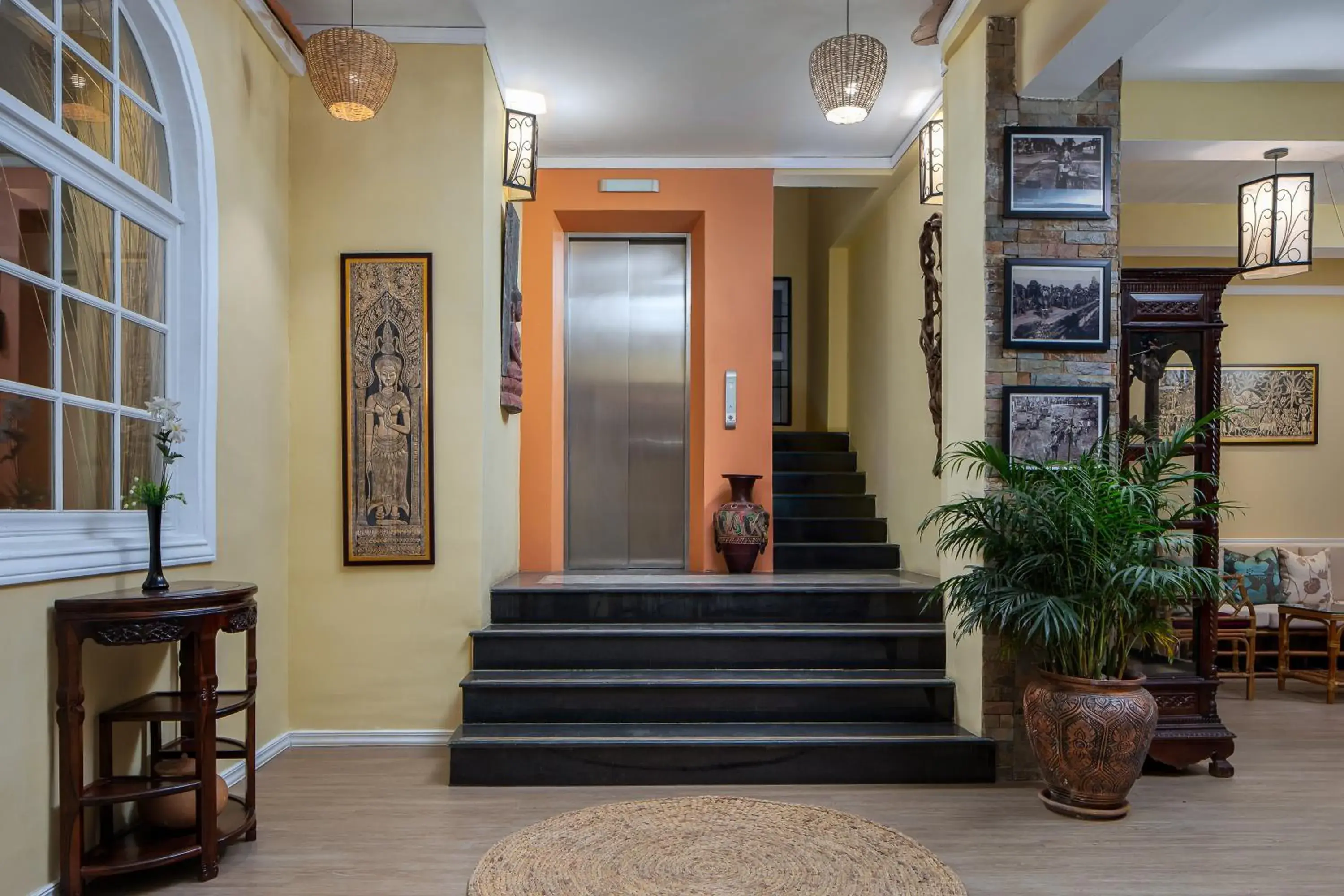 Lobby or reception in Botum Palace Hotel Lobby or reception in Botum Palace Hotel