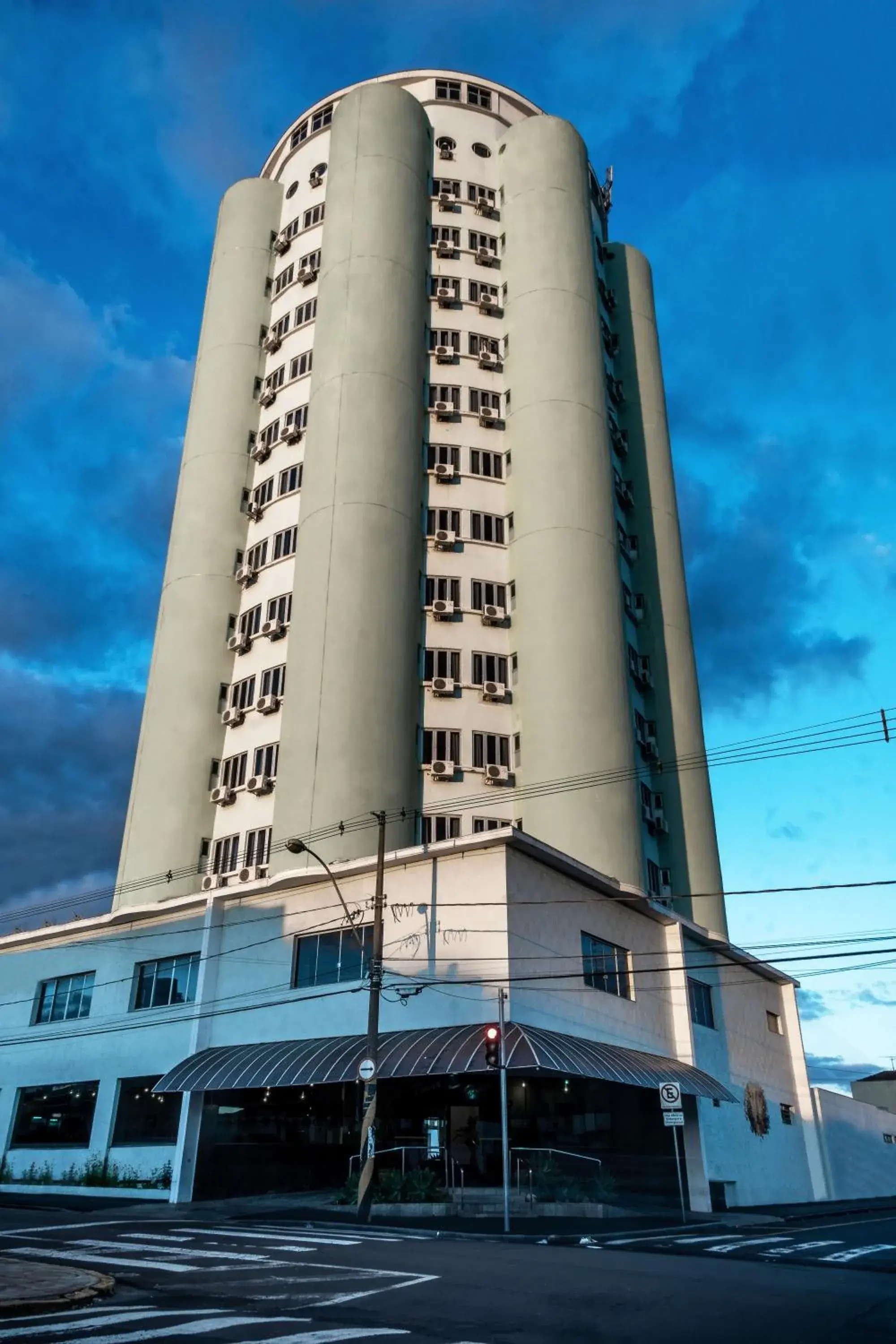 Facade/entrance in Tower Franca Hotel