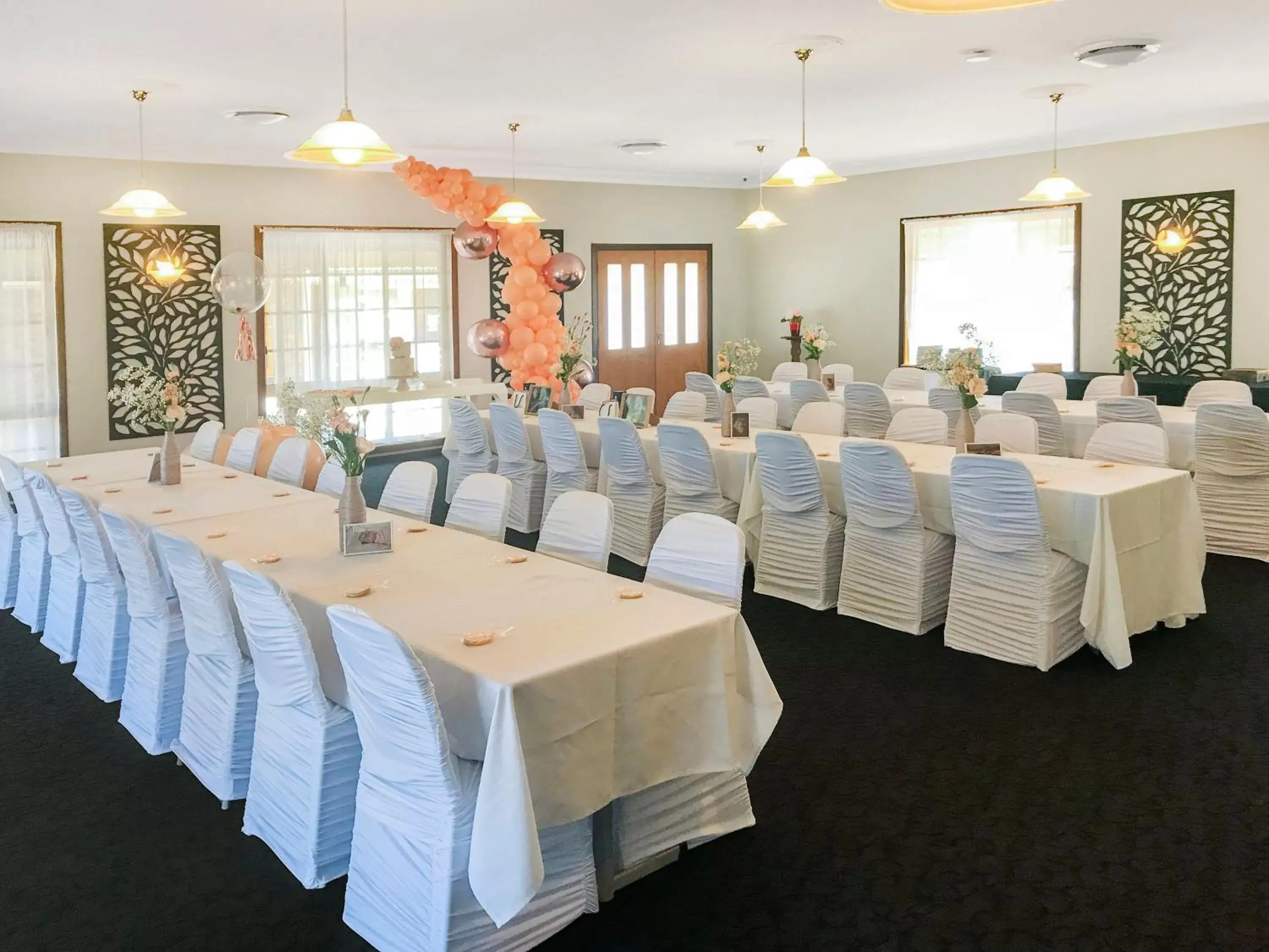 Restaurant/places to eat, Banquet Facilities in Leeton Heritage Motor Inn