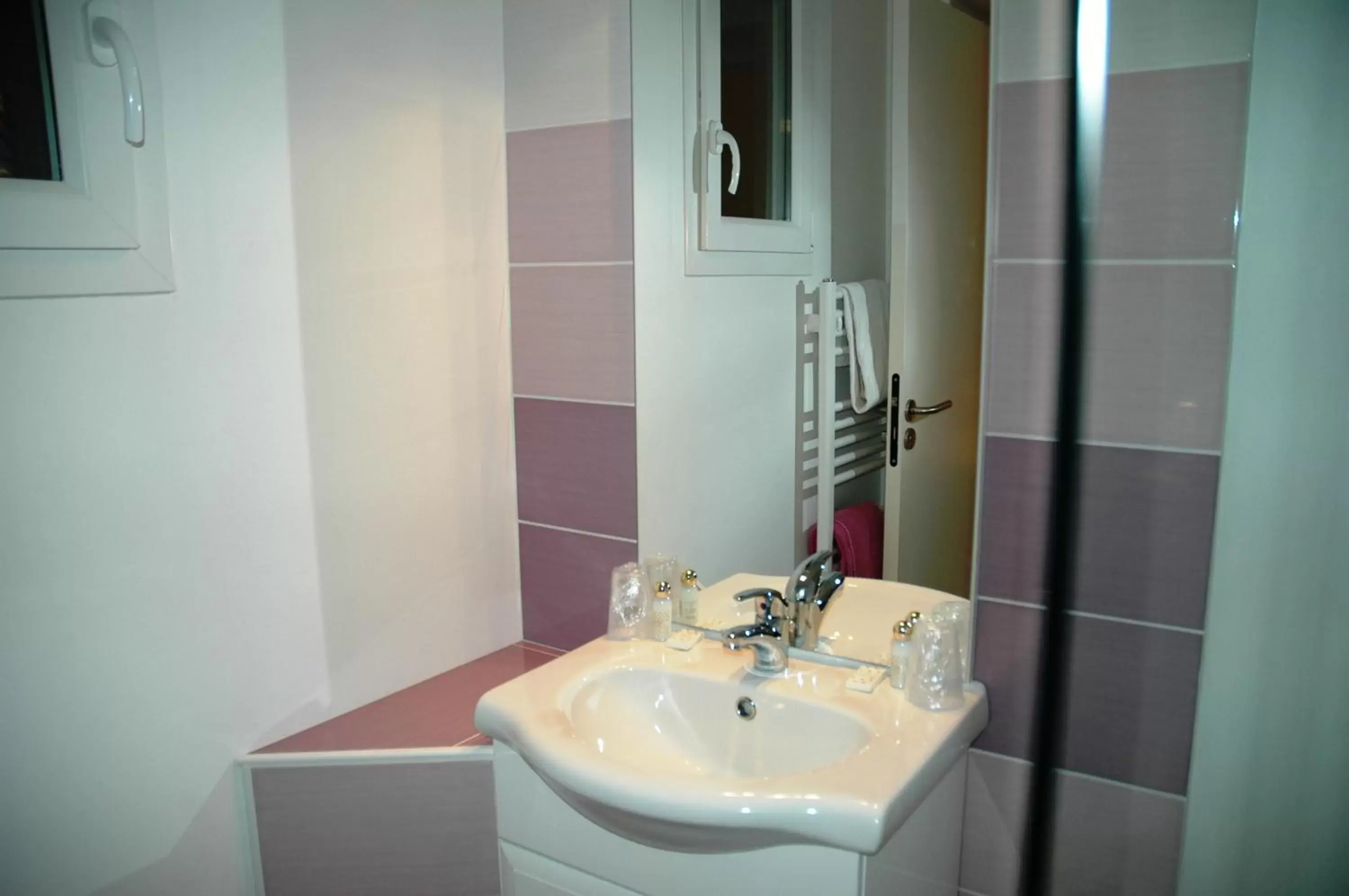 Bathroom in Chambre d'Hôtes des Ducs