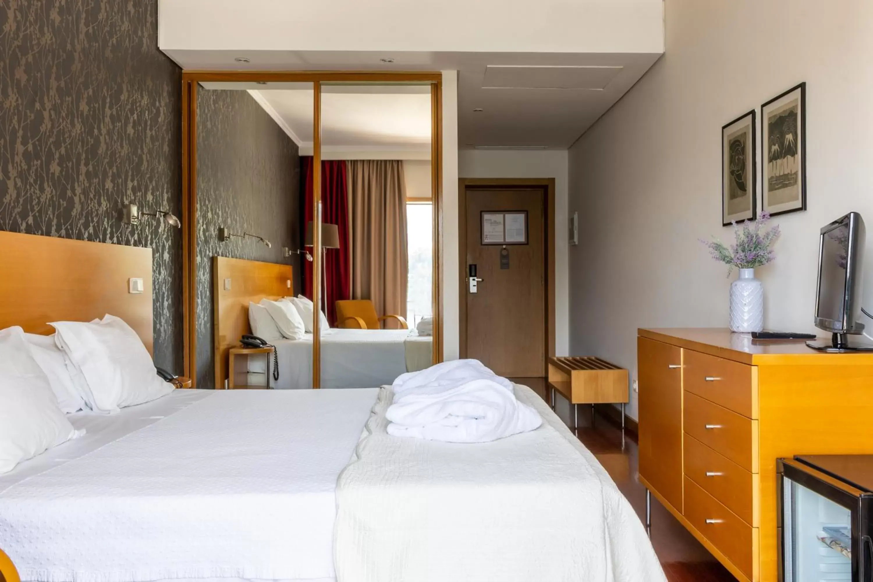 Bed in Douro Hotel Porto Antigo