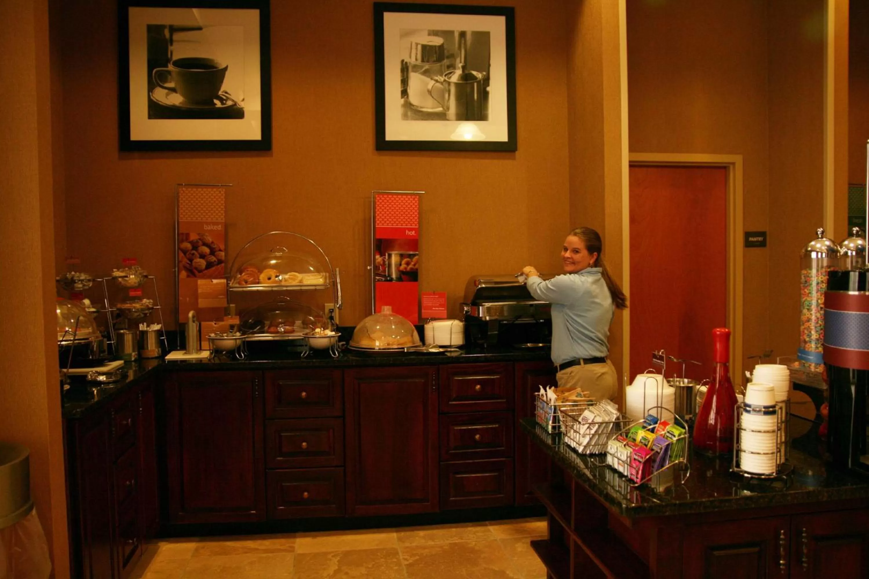Dining area in Hampton Inn Vidalia