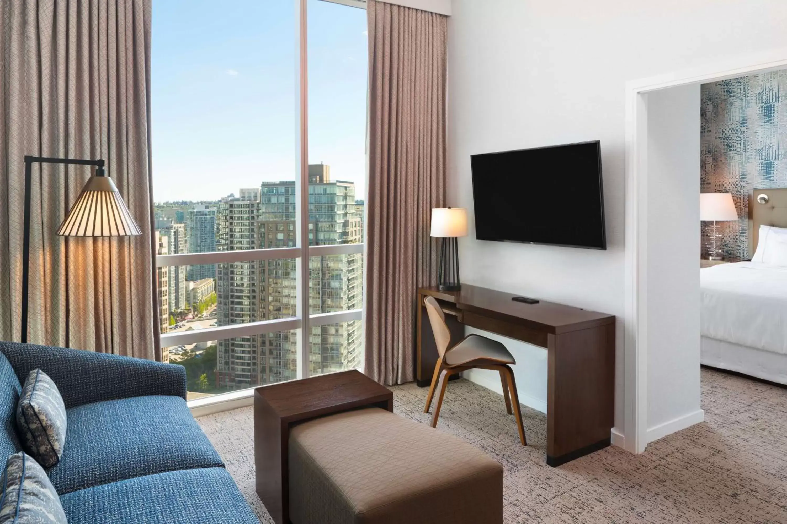 Bedroom, Seating Area in Hilton Vancouver Downtown, BC, Canada