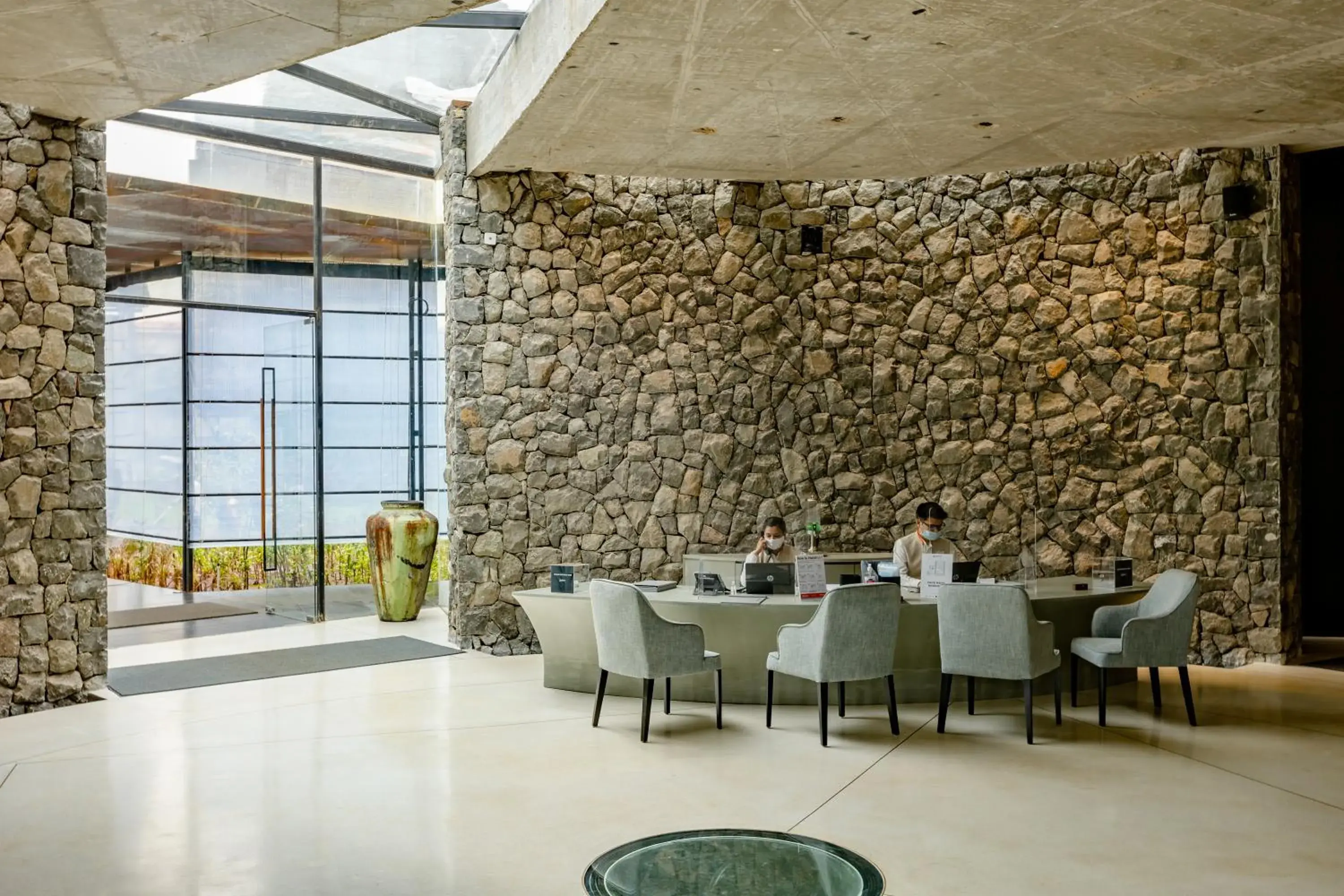 Lobby or reception, Restaurant/Places to Eat in Radisson Resort and Spa Lonavala