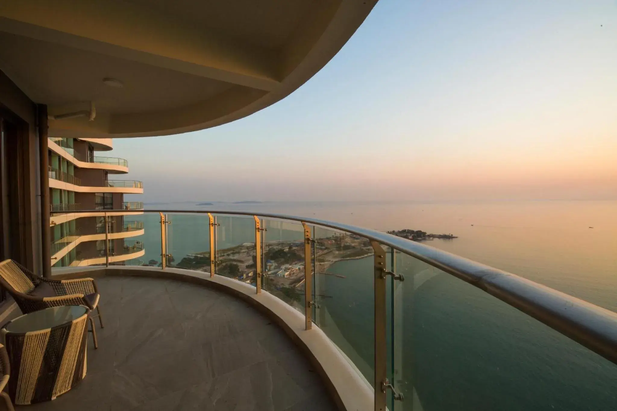 Sea view, Balcony/Terrace in Sunshine Bay Hotel