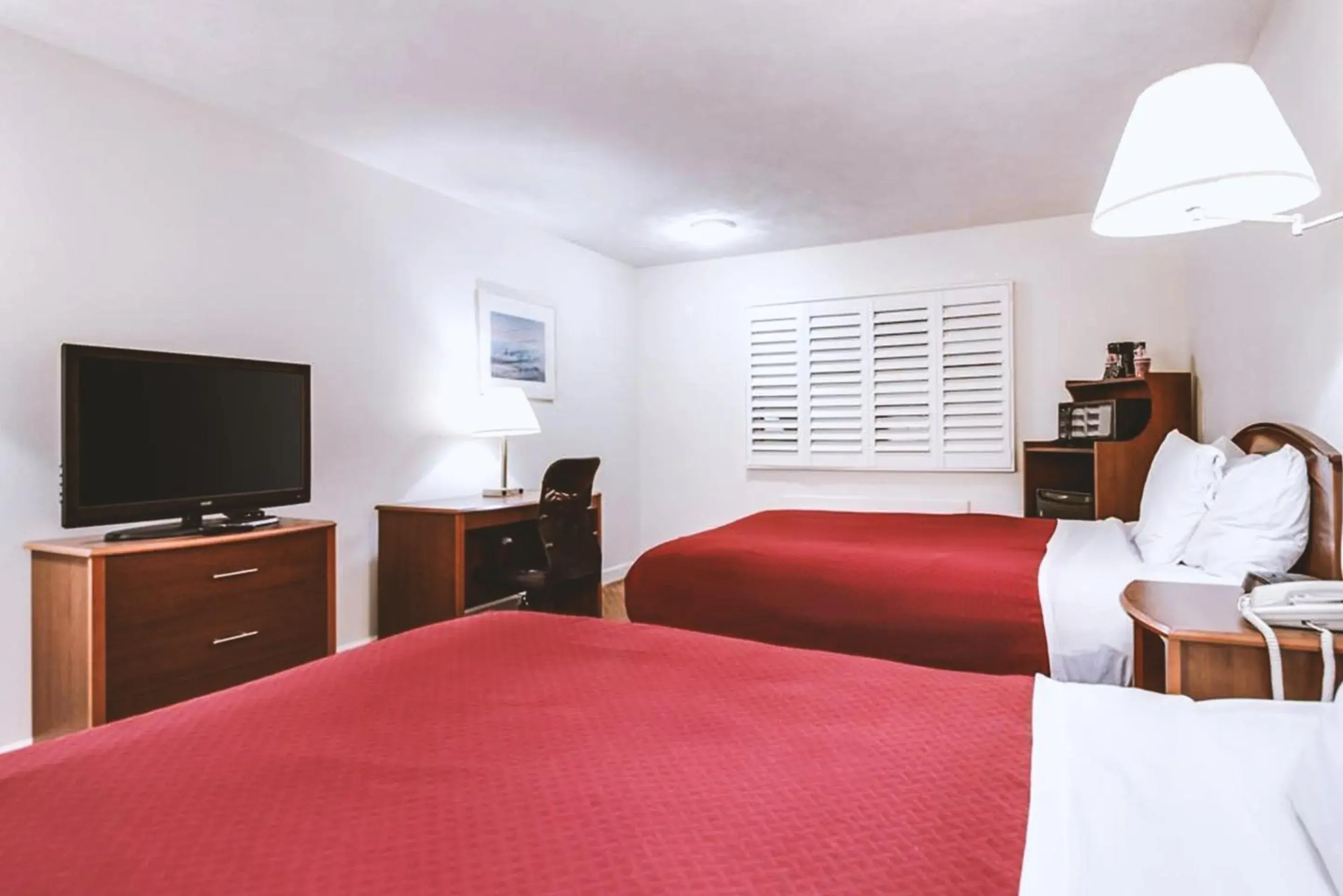 Bed in Sky-Palace Inn & Suites McCook