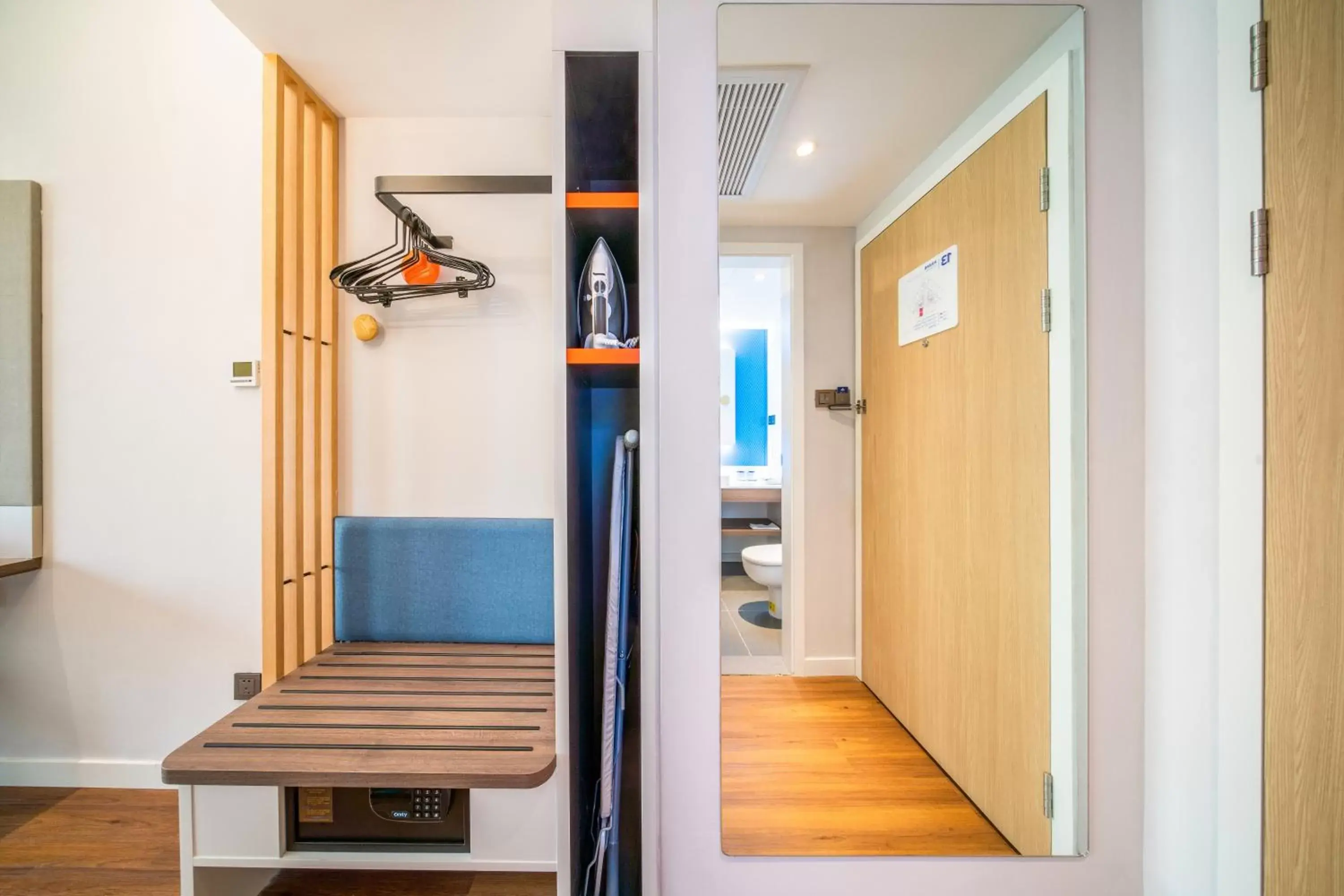 Holiday Inn Express Hangzhou Westlake East, an IHG Hotel Holiday Inn Express Hangzhou Westlake East, an IHG Hotel