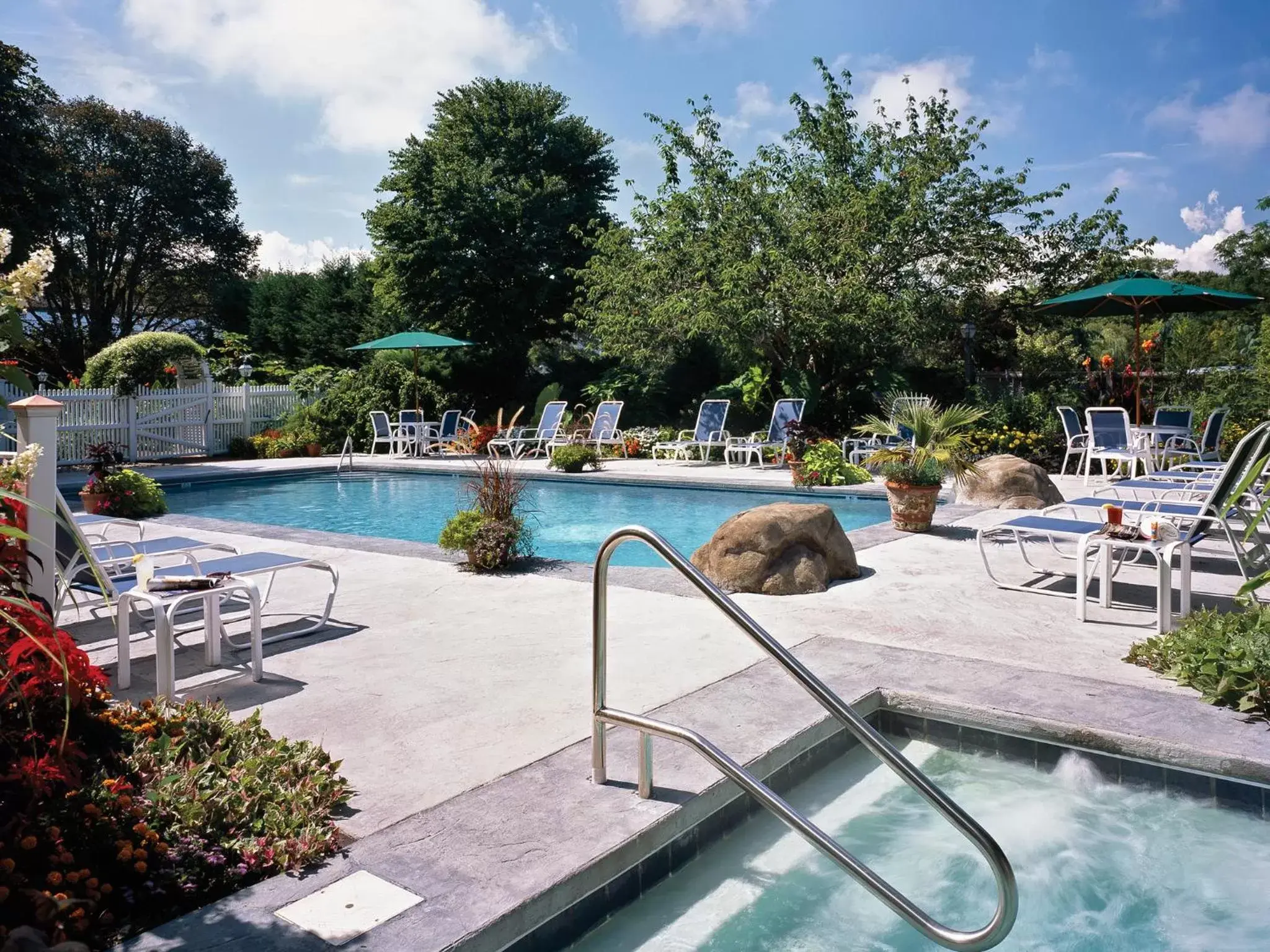 Day, Swimming Pool in Dan'l Webster Inn and Spa