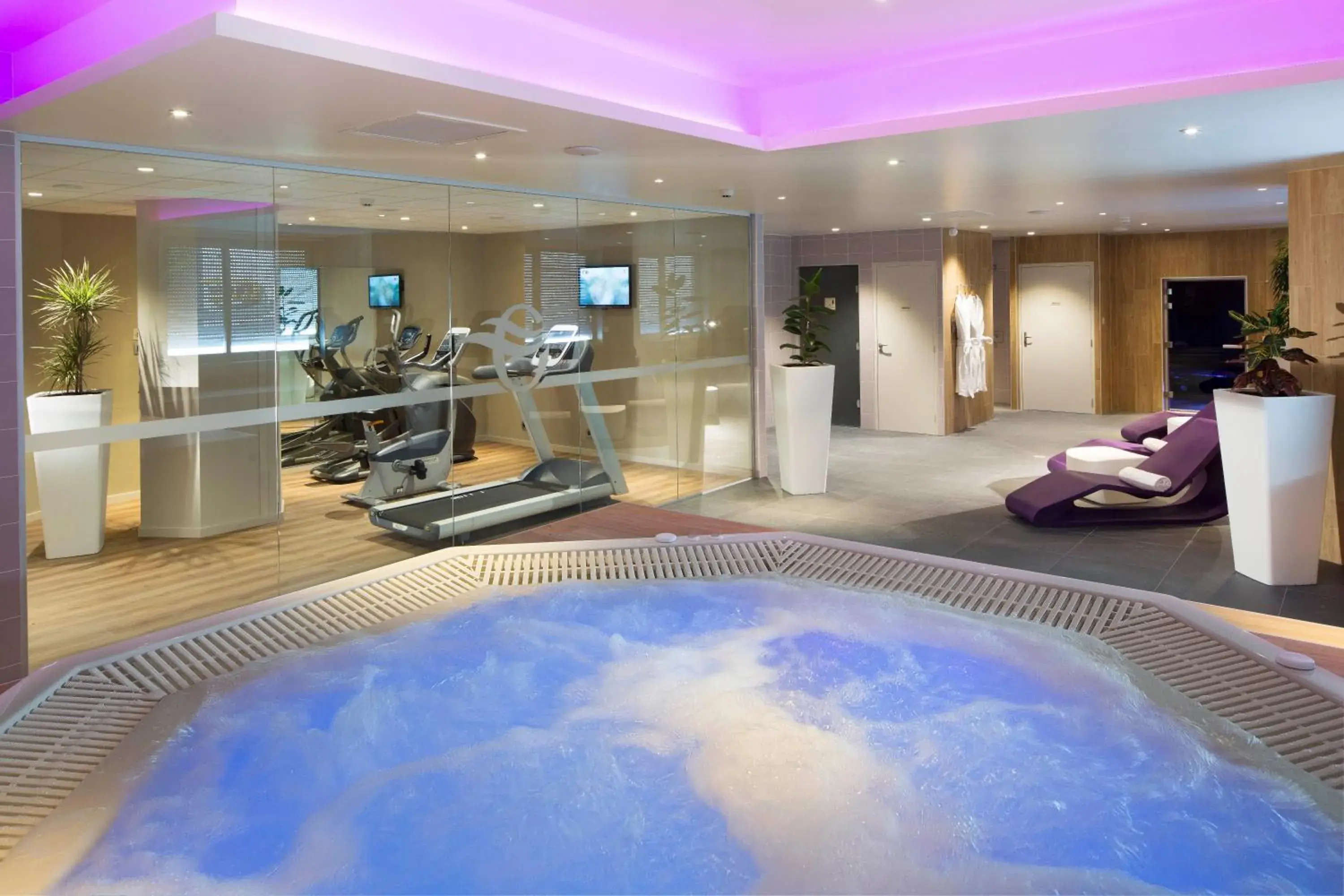 Spa and wellness centre/facilities in Oceania Clermont Ferrand