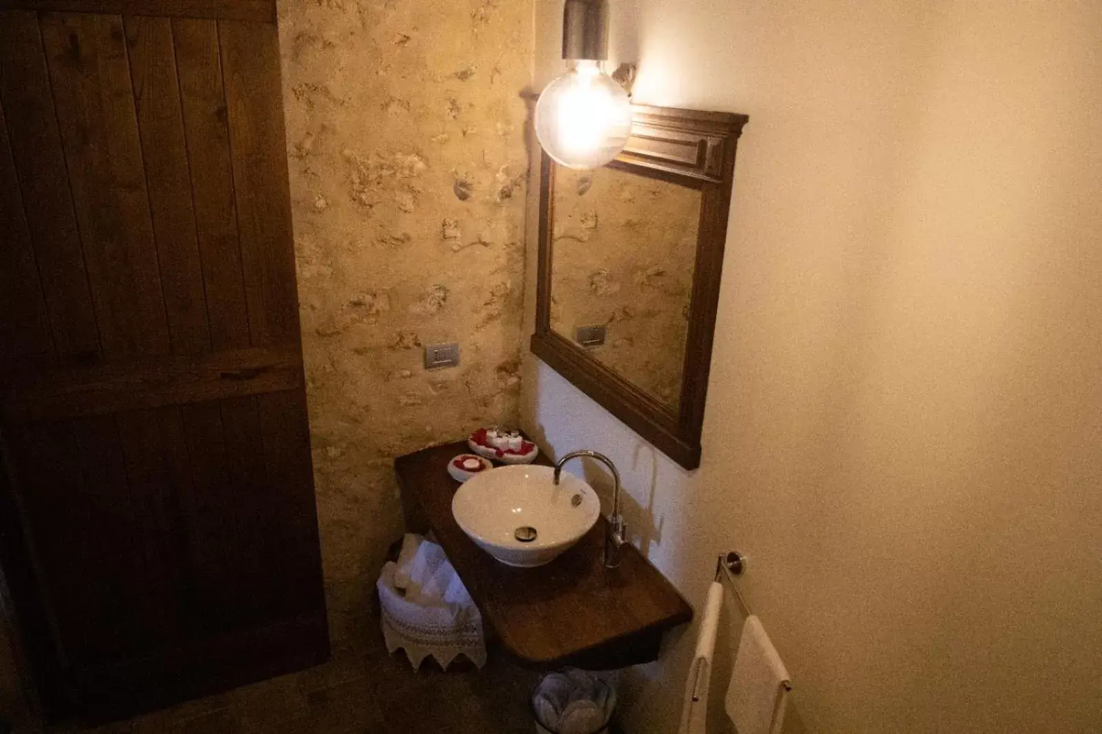 Bathroom in Charme in Perillis
