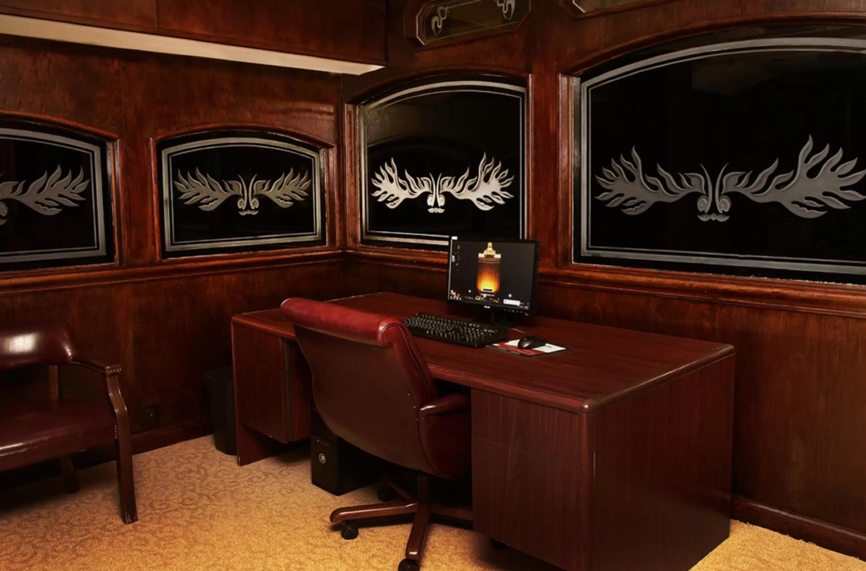 Business facilities in The Claridge Hotel