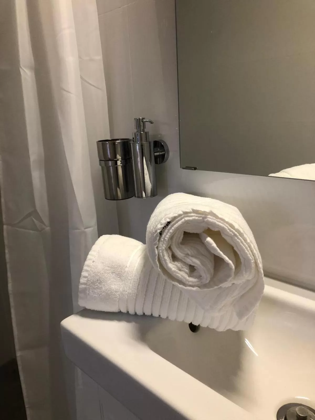 Bathroom in B&B Mondriaan