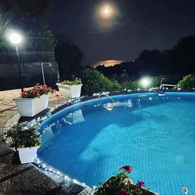 Night, Swimming Pool in B&B BOUTIQUE DI CHARME "ETNA-RELAX-NATURA"