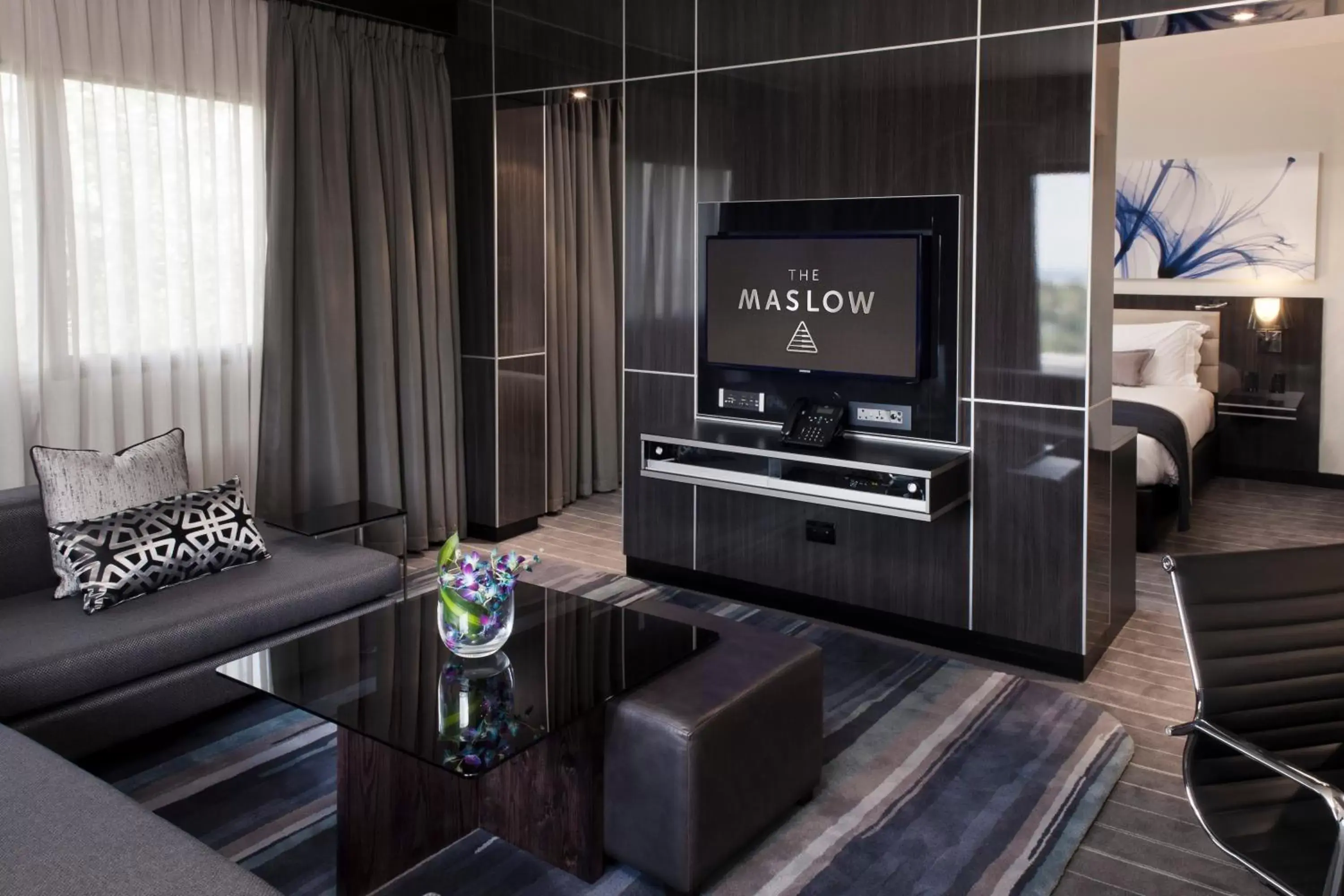 Bed, TV/Entertainment Center in The Maslow Hotel, Sandton
