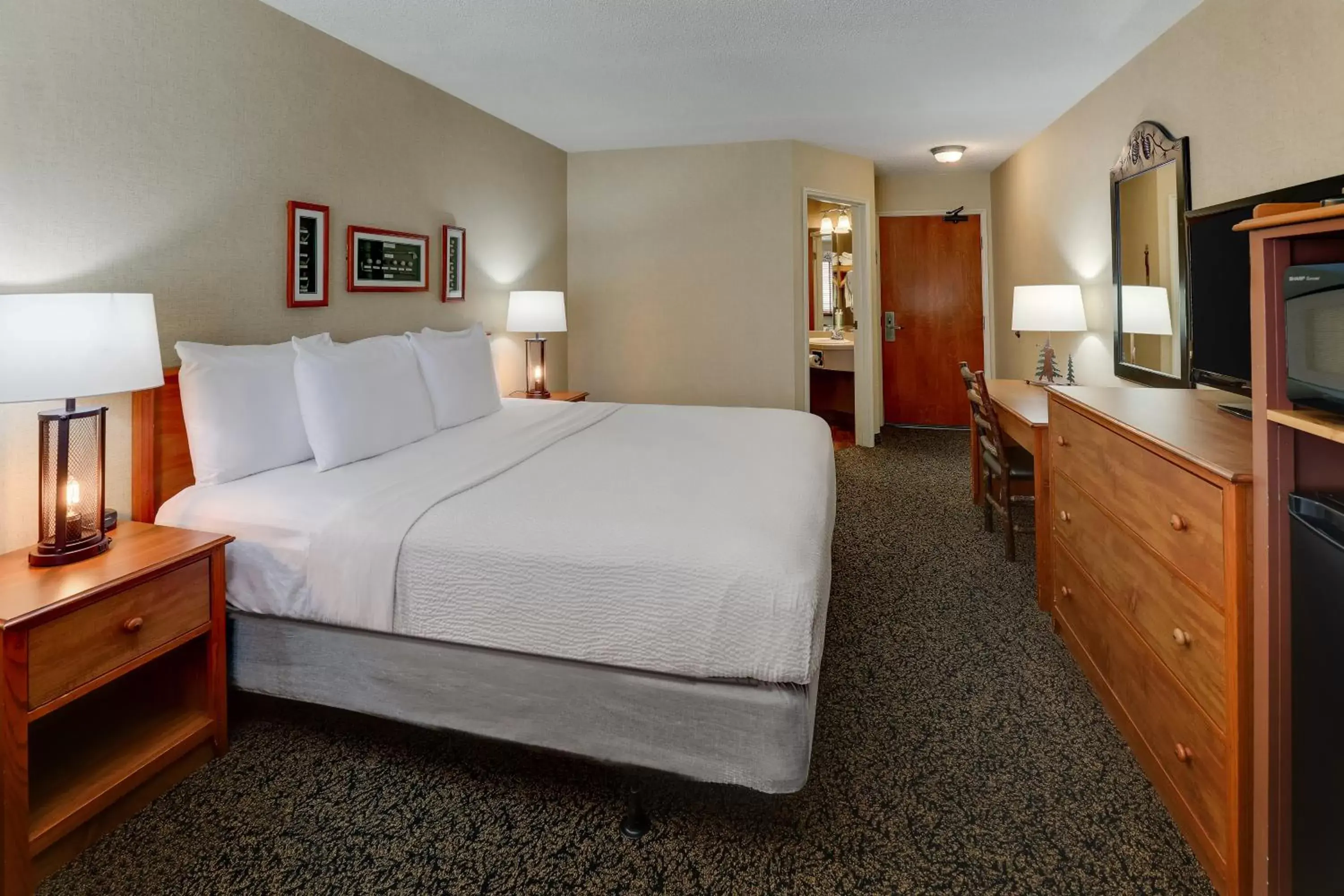 Bed in Stoney Creek lnn Galena Bed in Stoney Creek lnn Galena