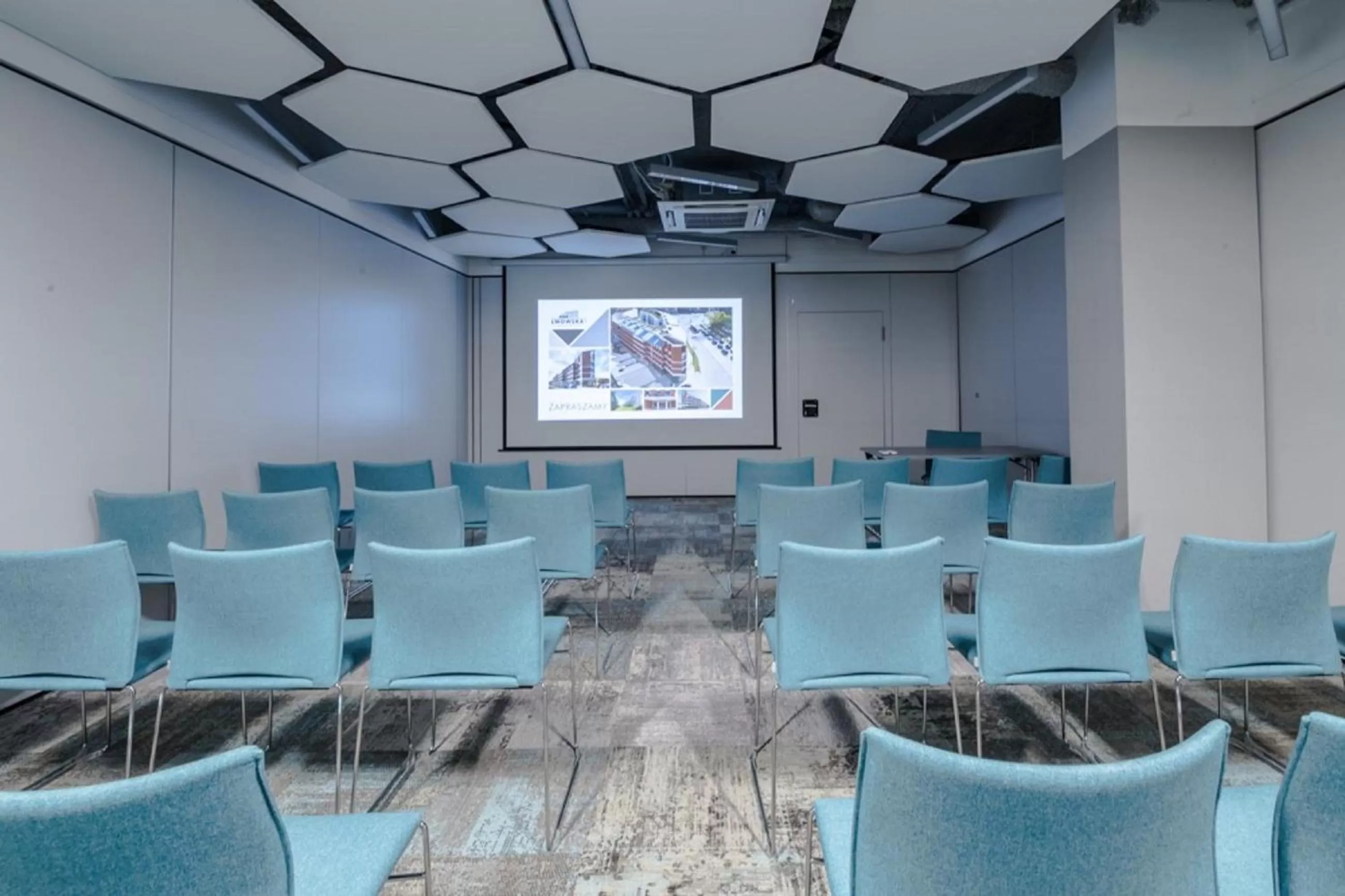 Meeting/conference room in Lwowska 1