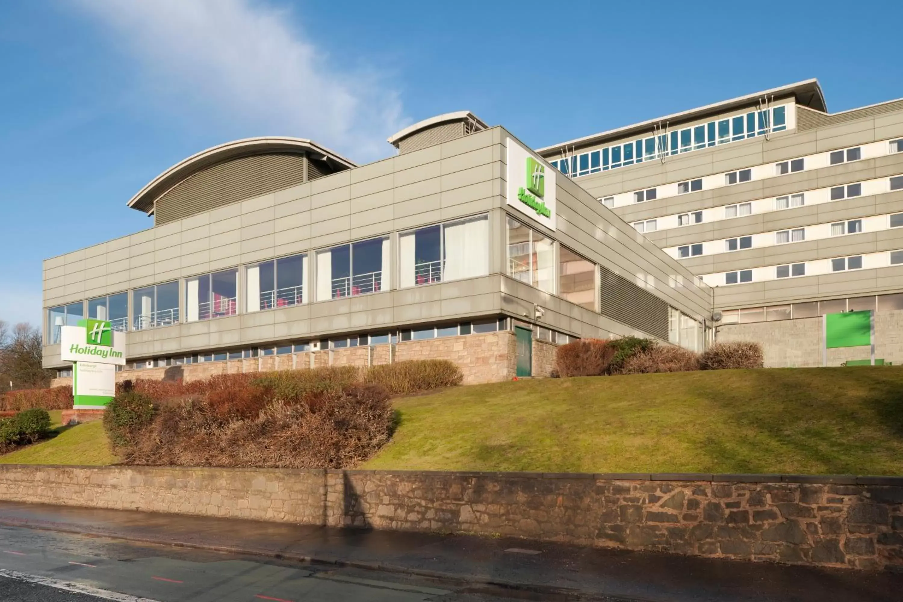 Property building in Holiday Inn Edinburgh Zoo, an IHG Hotel