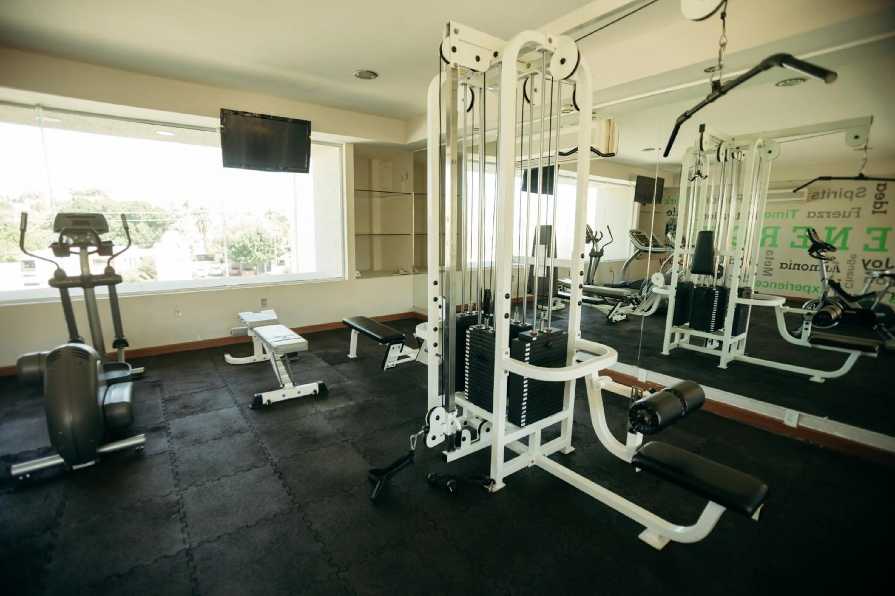 Fitness centre/facilities in Hotel Araiza Hermosillo