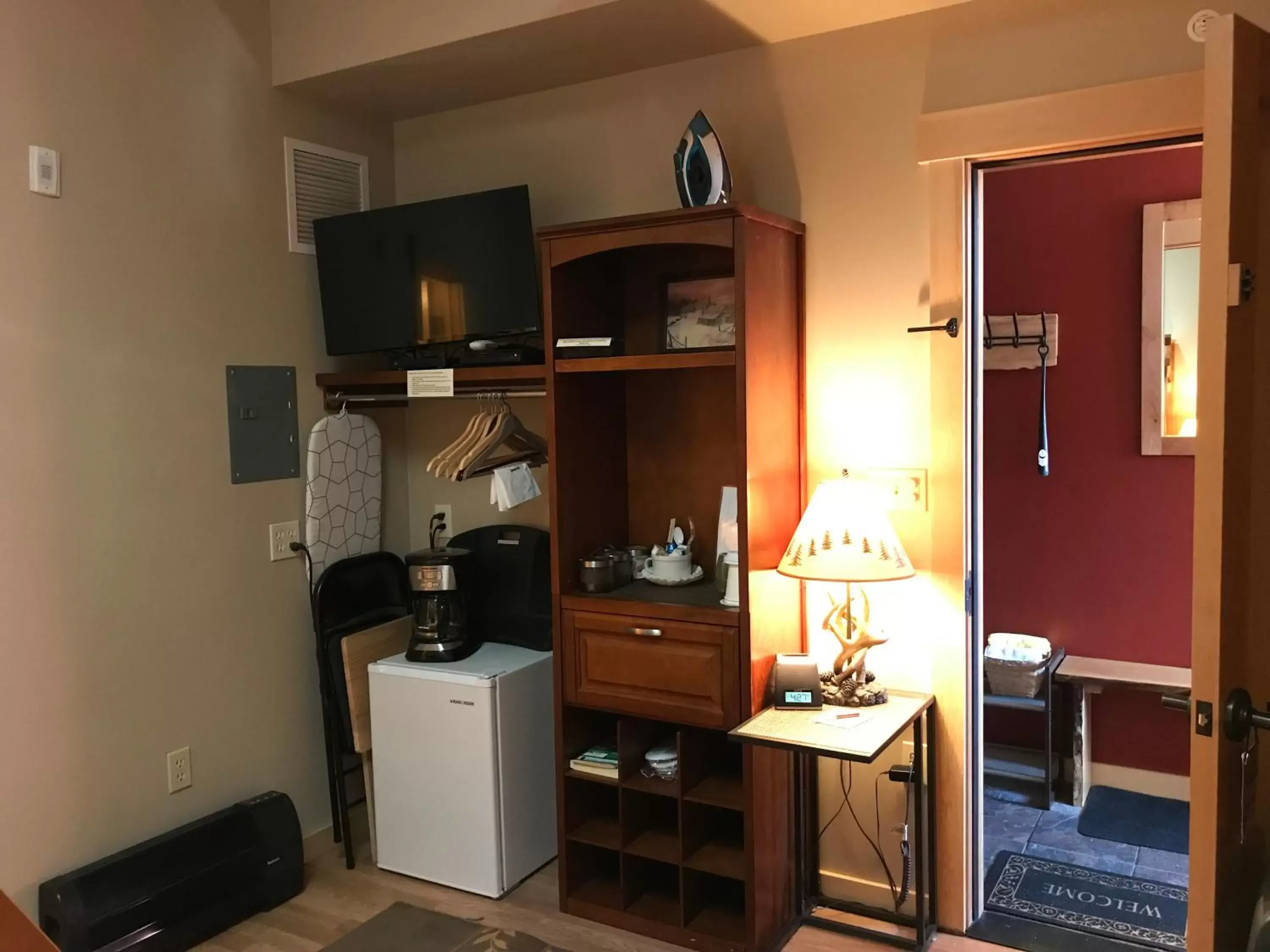 Other, Kitchen/Kitchenette in Twisp River Suites