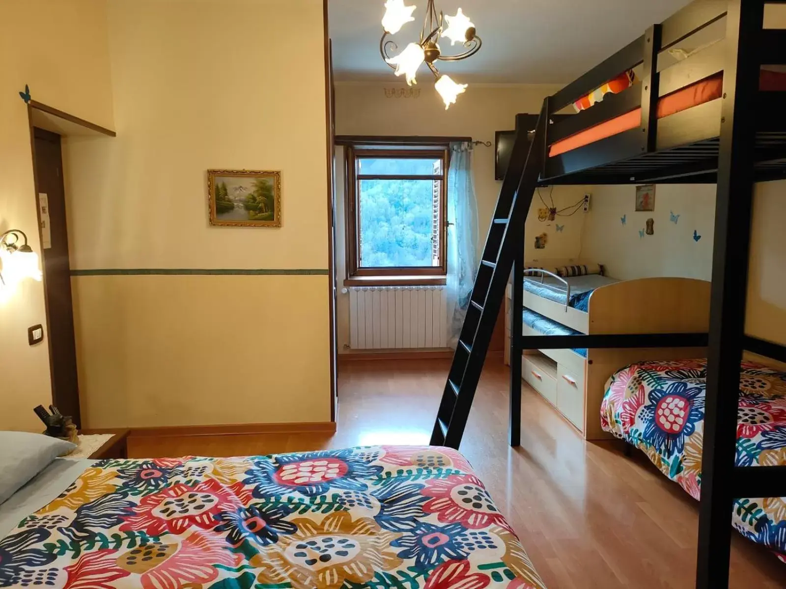 Photo of the whole room, Bunk Bed in B&B Il Ghiro-Country House