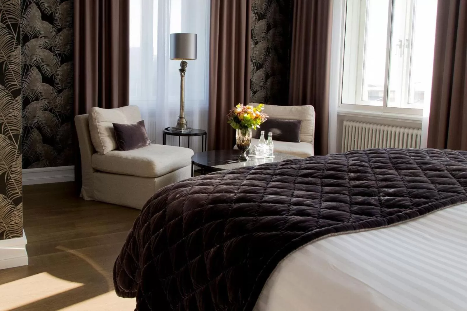 Bedroom, Bed in Continental du Sud