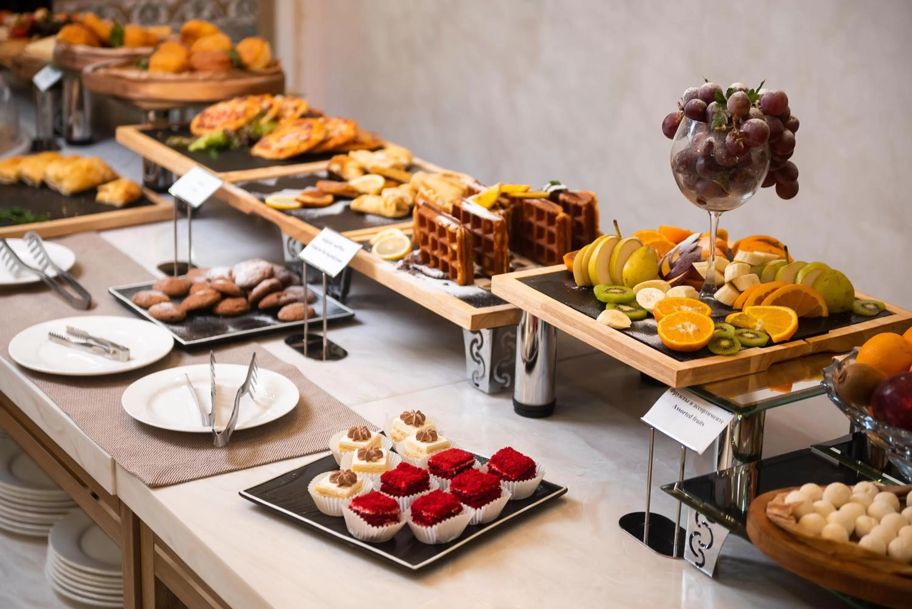 Food in Tauke Khan Plaza