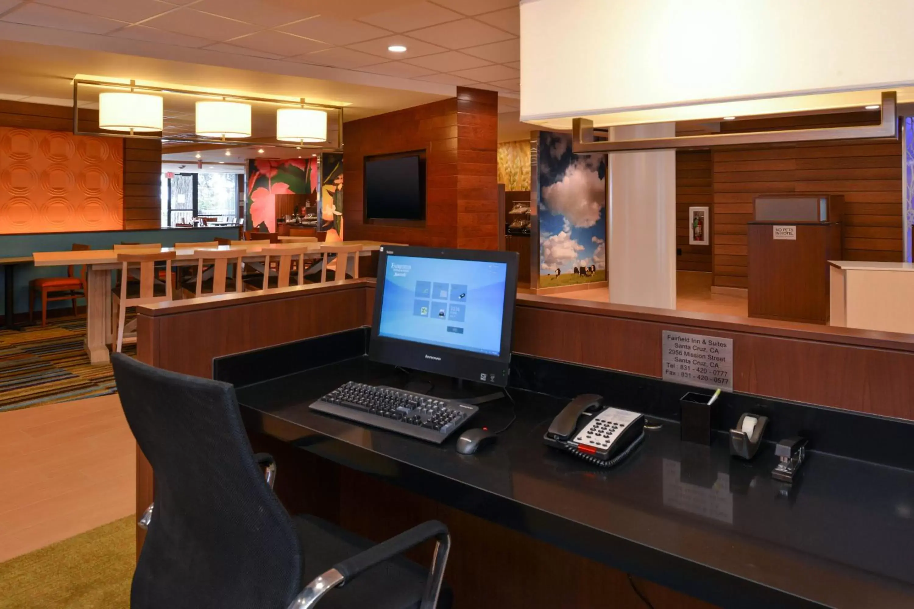 Business facilities in Fairfield Inn & Suites by Marriott Santa Cruz