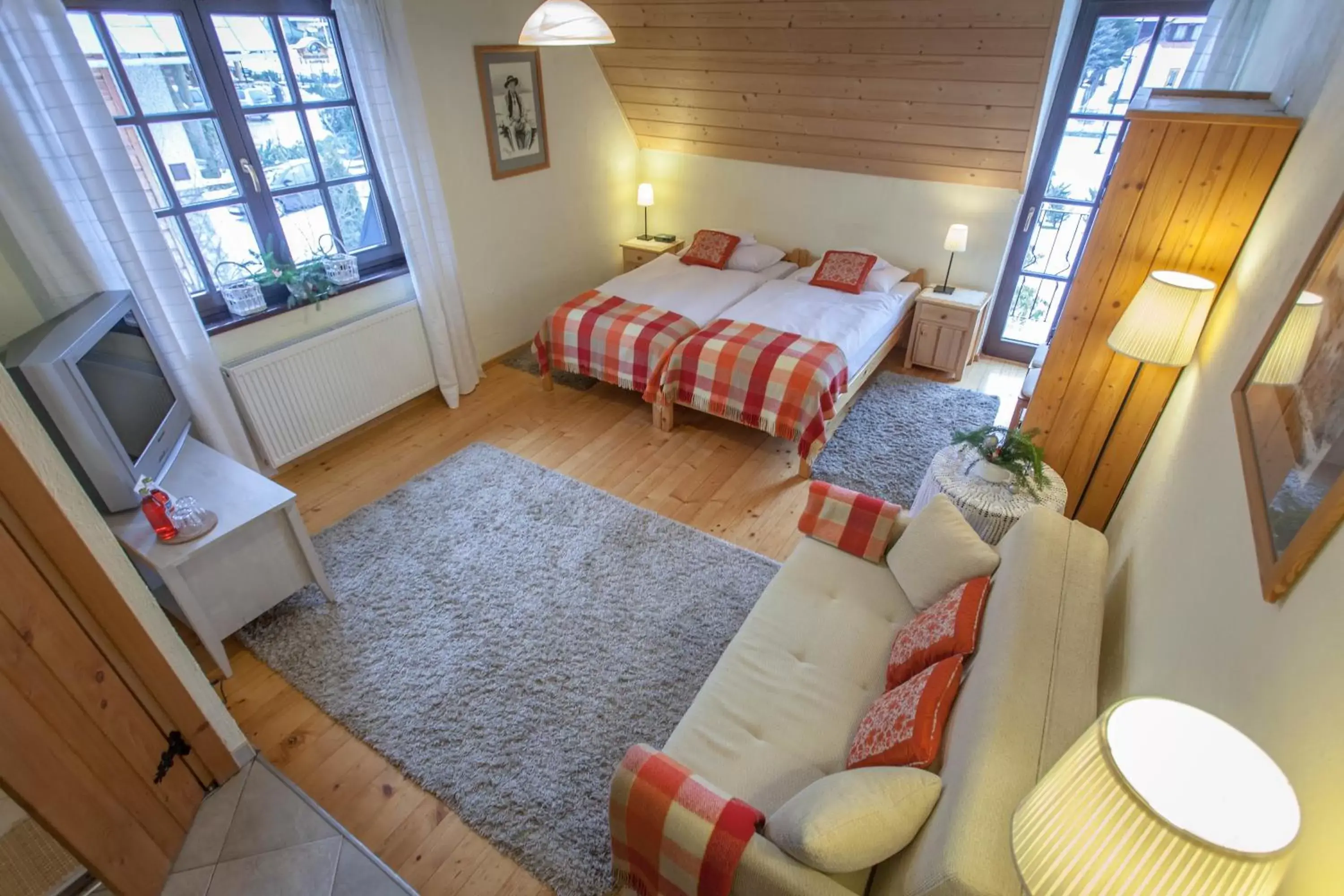 Triple Room in Gościniec i Herbaciarnia Pod Złotą Łyżwą Triple Room in Gościniec i Herbaciarnia Pod Złotą Łyżwą