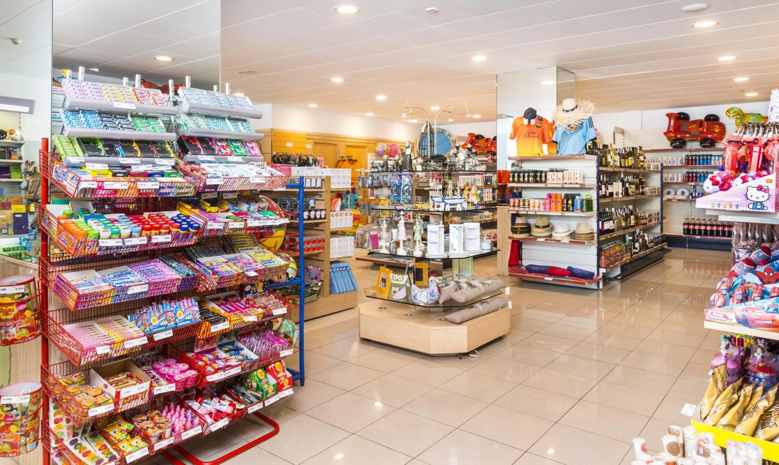 On-site shops in Costa Encantada Resort & Suites