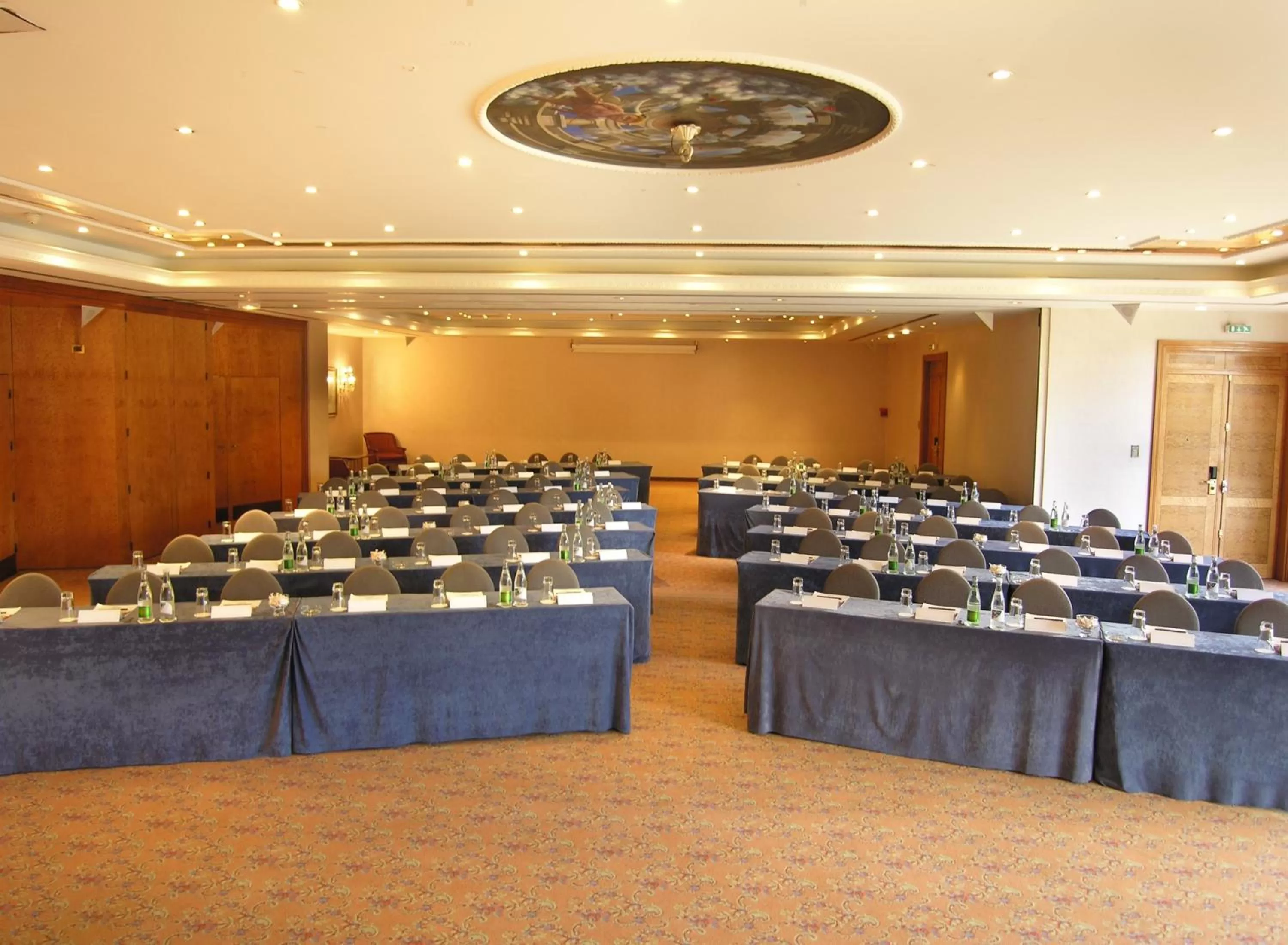 Business facilities in Millennium Hotel Paris Charles De Gaulle