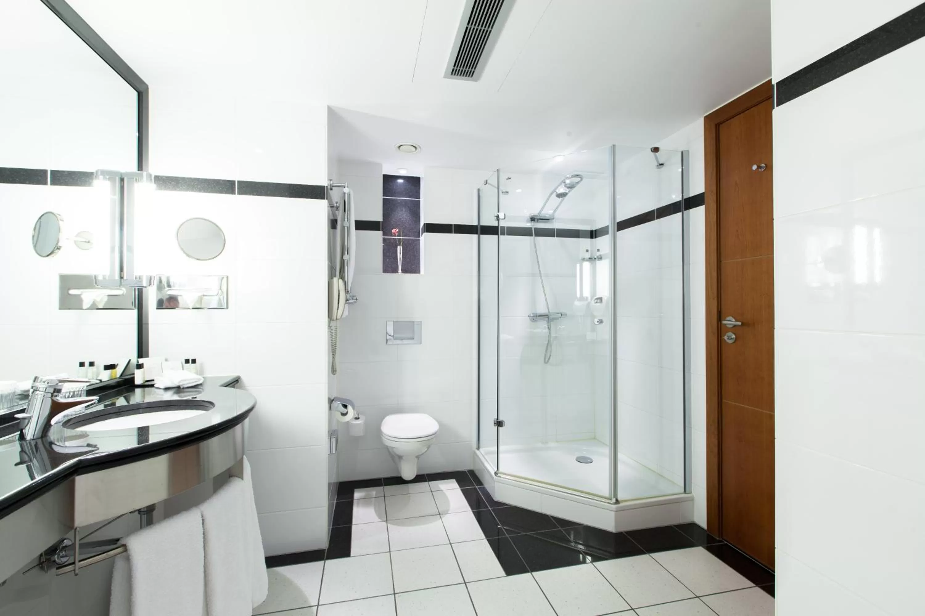 Shower in Crowne Plaza Brussels Airport by IHG