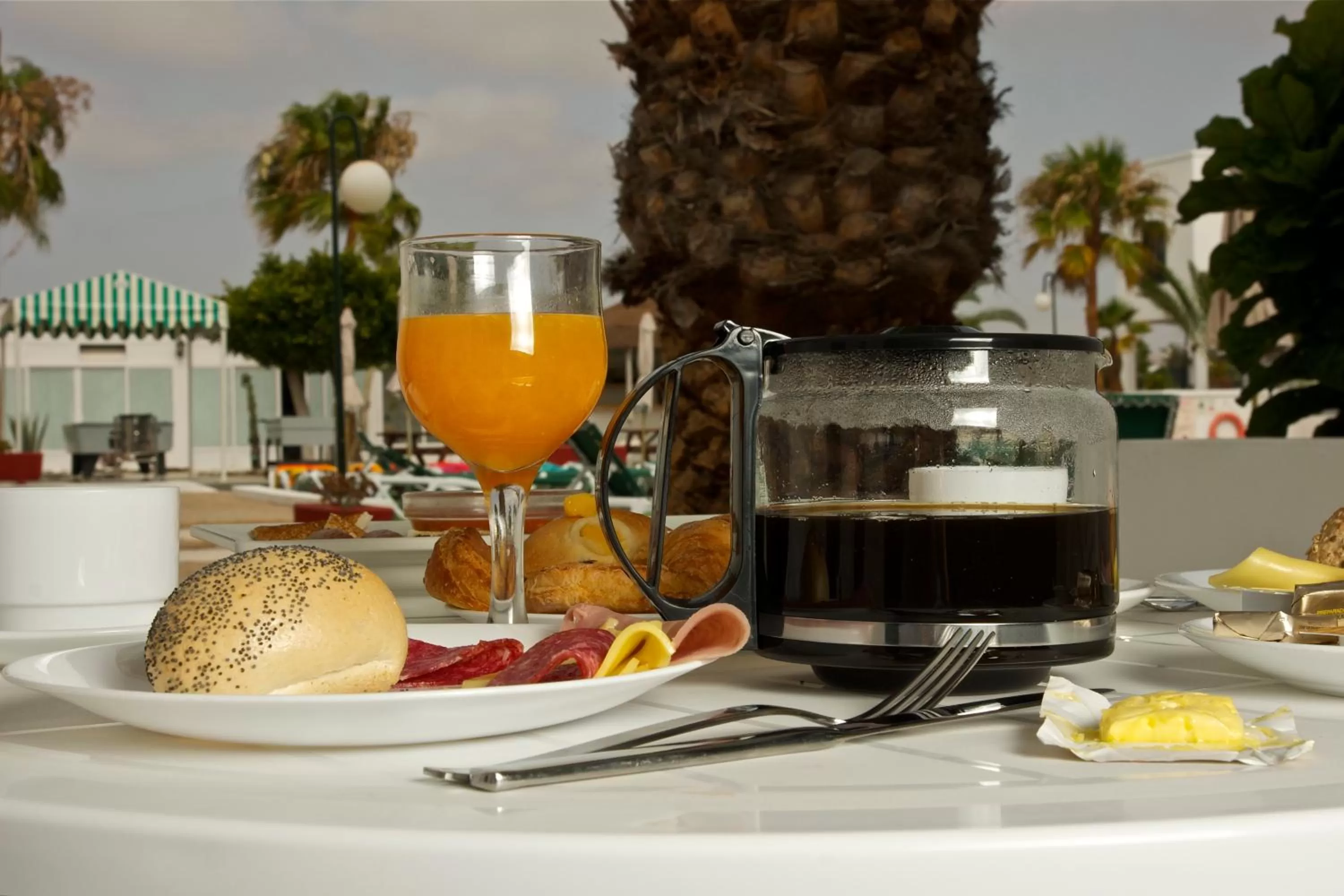 Food and drinks in Nazaret Sol