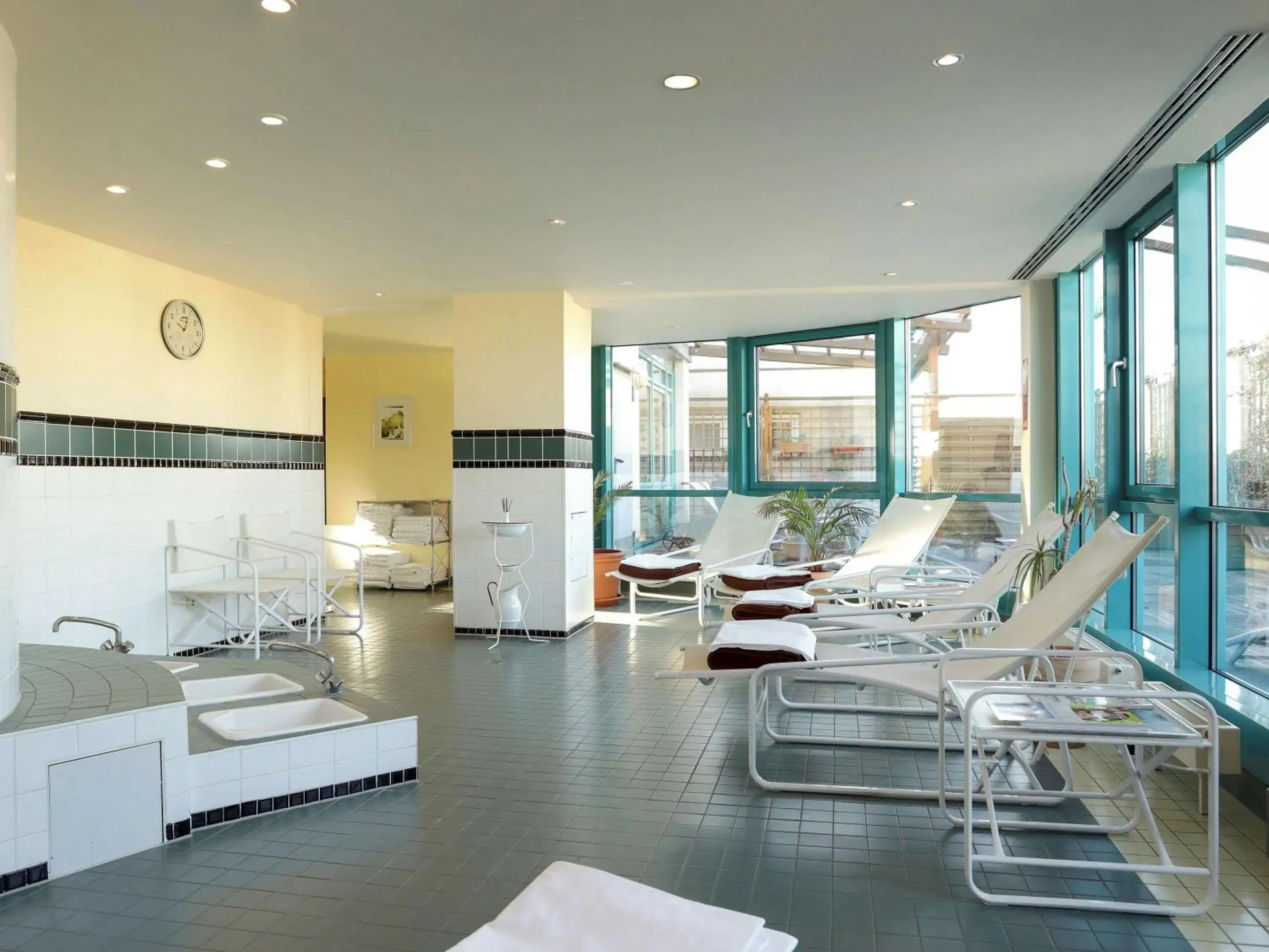 Spa and wellness centre/facilities in Mercure Hotel Frankfurt Airport Langen