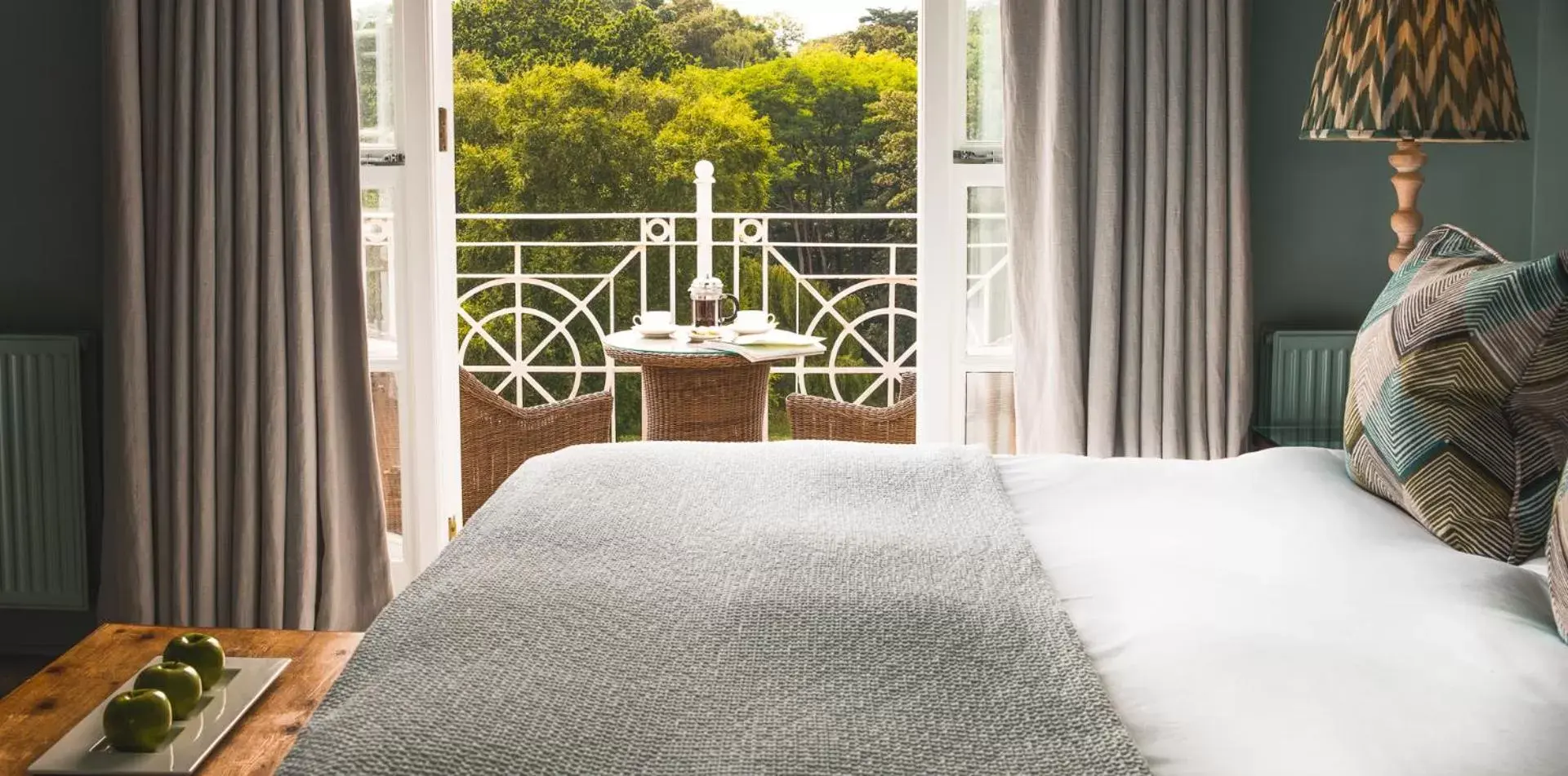 Balcony/Terrace, Bed in Chewton Glen Hotel - an Iconic Luxury Hotel