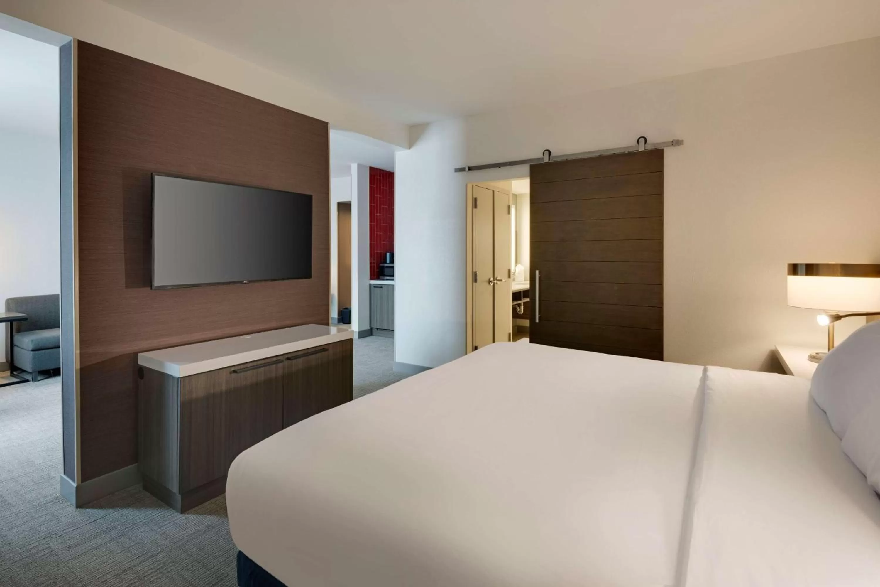 Bed in Hilton Garden Inn Haymarket