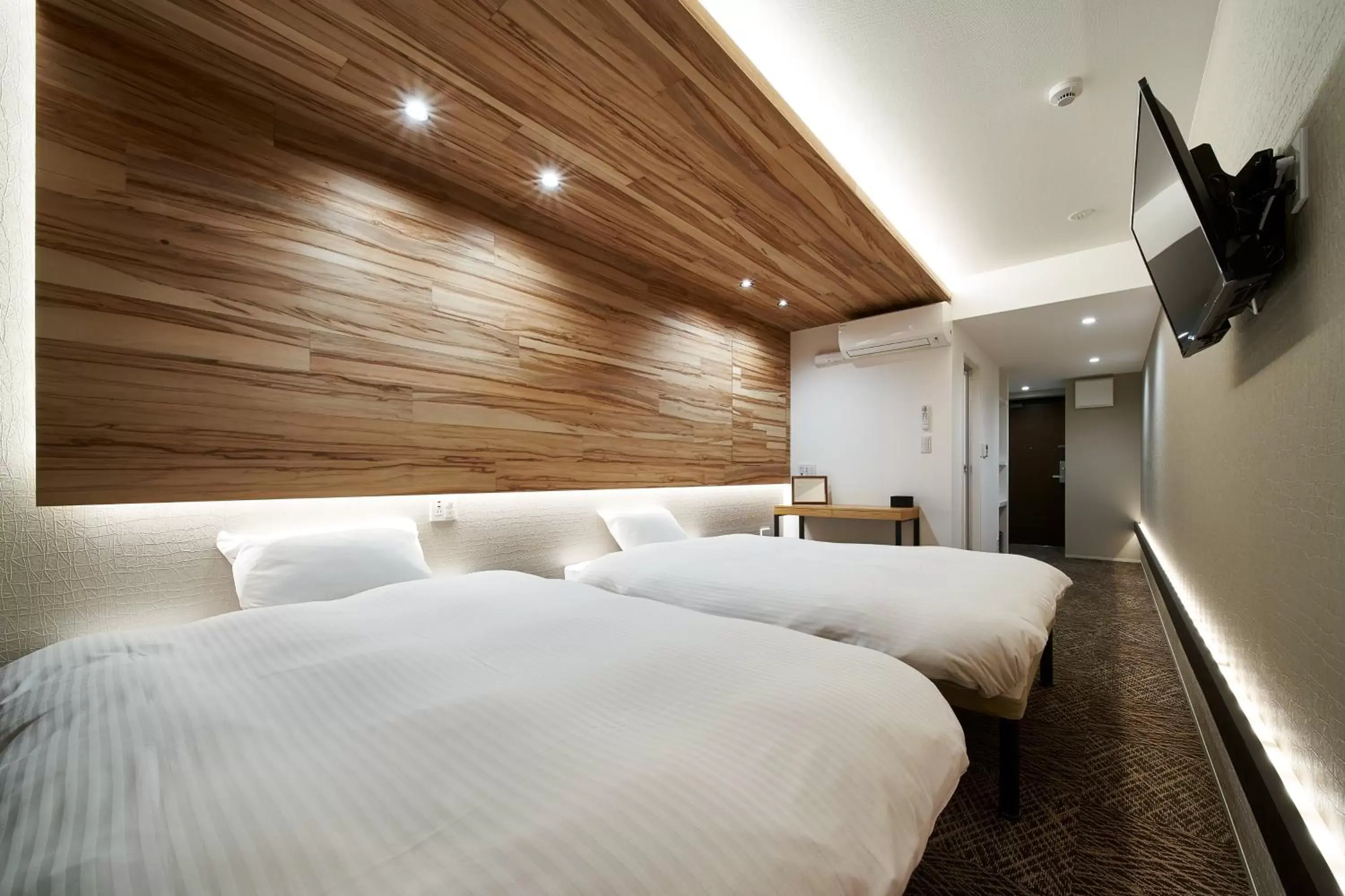 Bed in Carta Hotel Kyoto Bettei