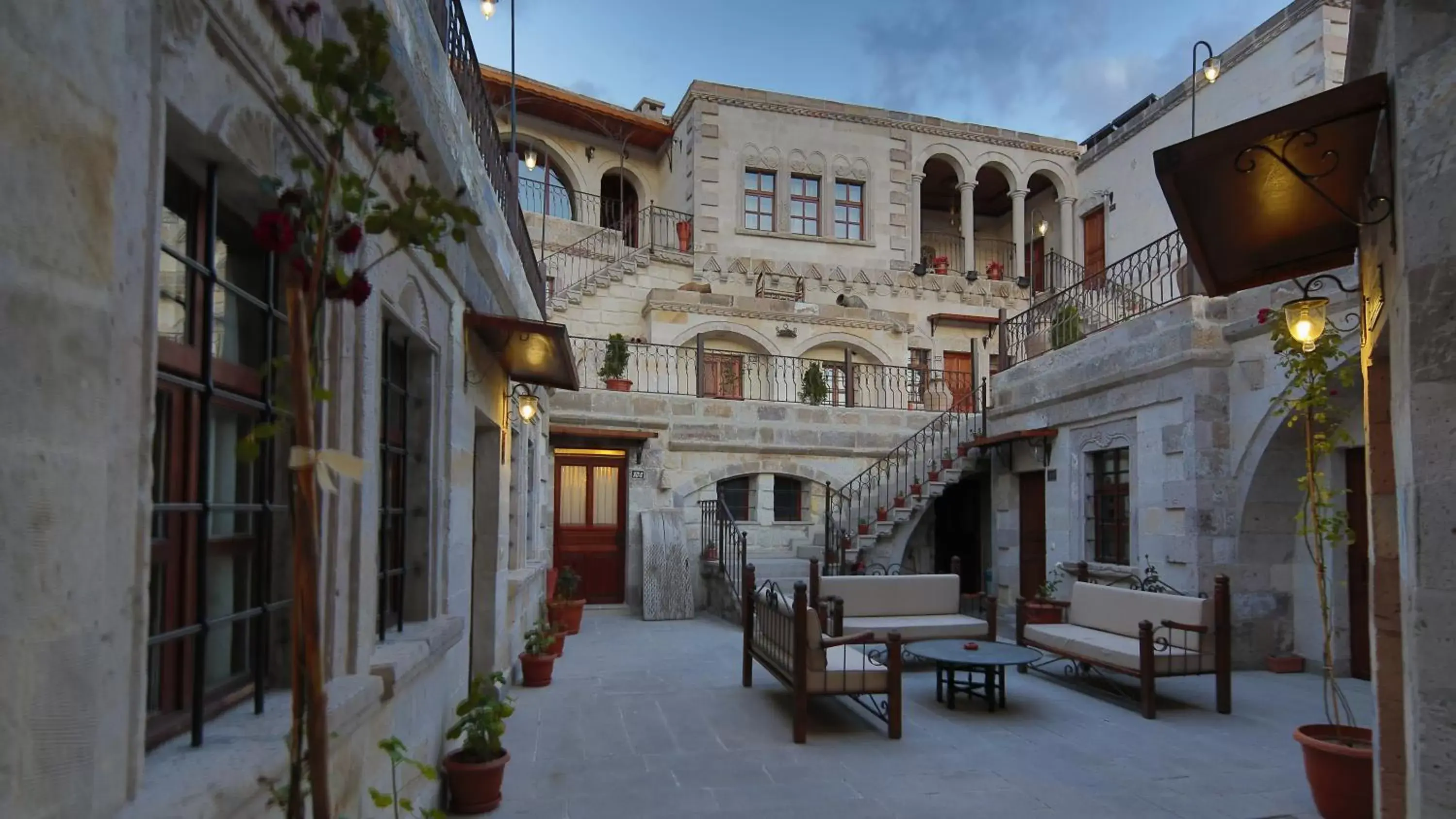 Facade/entrance, Property Building in Harman Cave Hotel