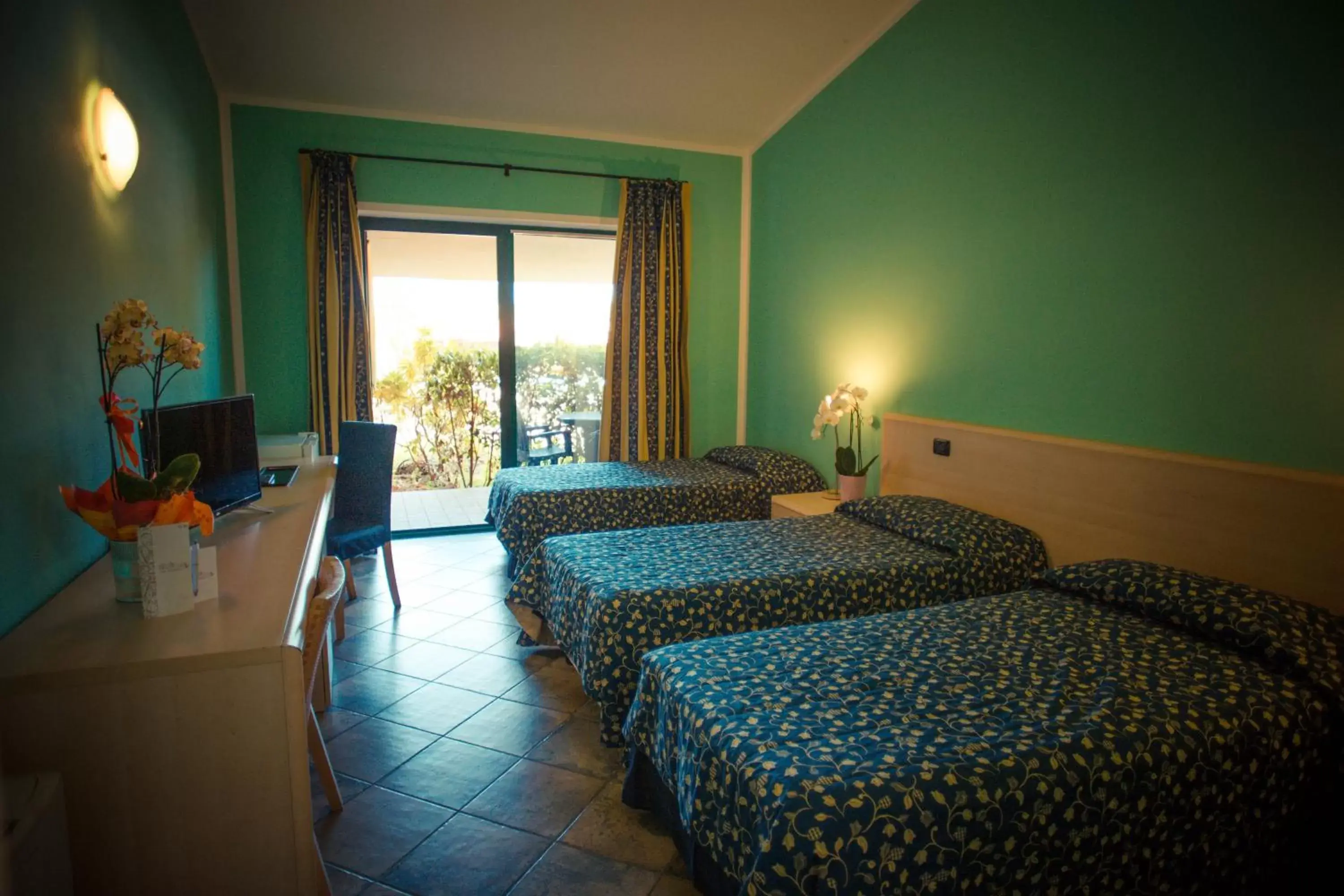 Bedroom, Bed in Hotel Ristorante La Perla