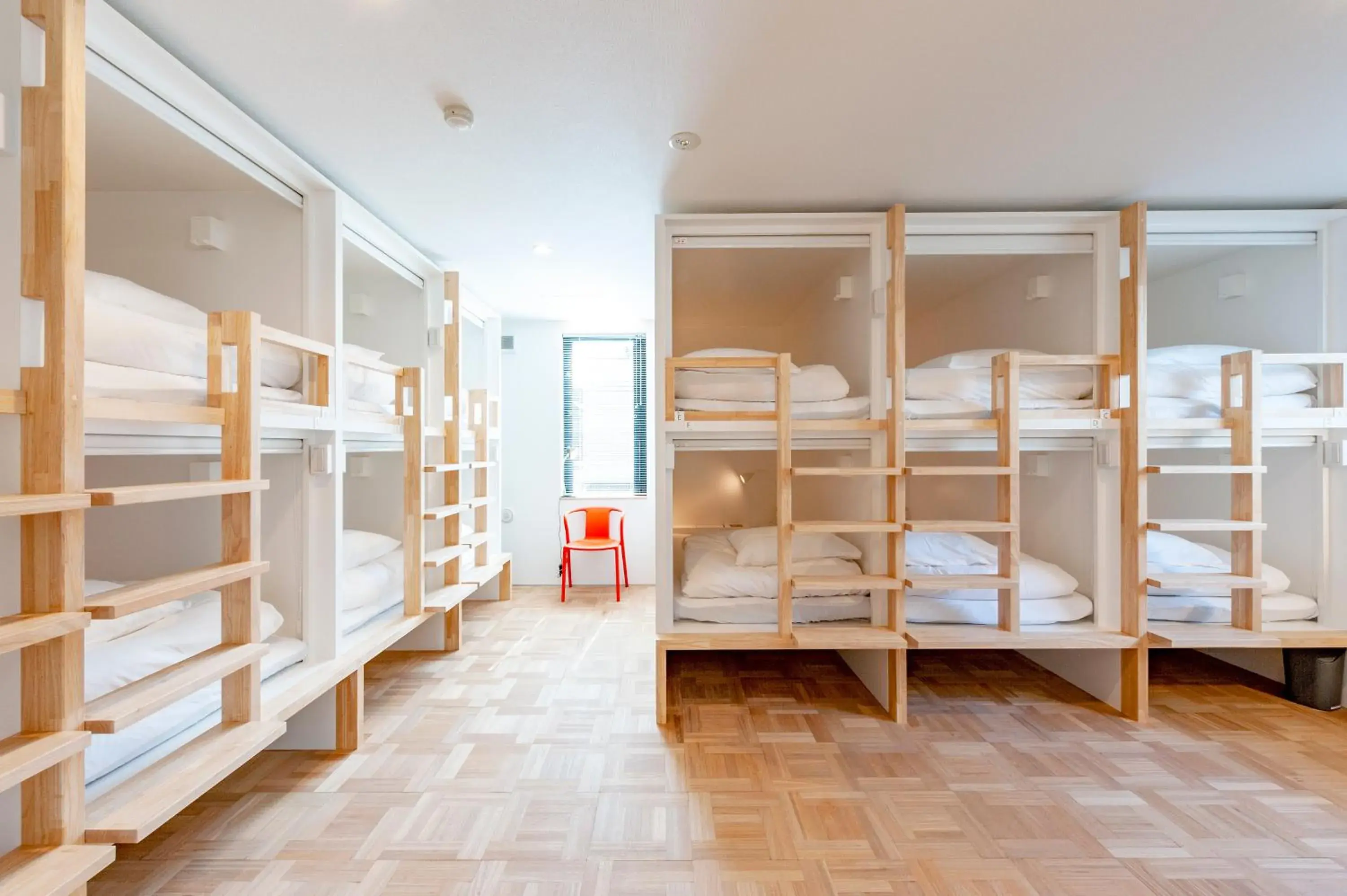 Bunk Bed in plat hostel keikyu haneda home