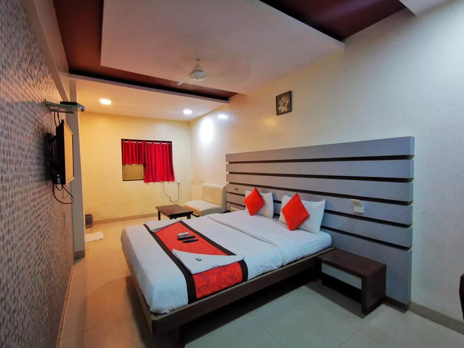 Bed in Sai Sharan Stay Inn- Near MIDC Turbhe Navi Mumbai