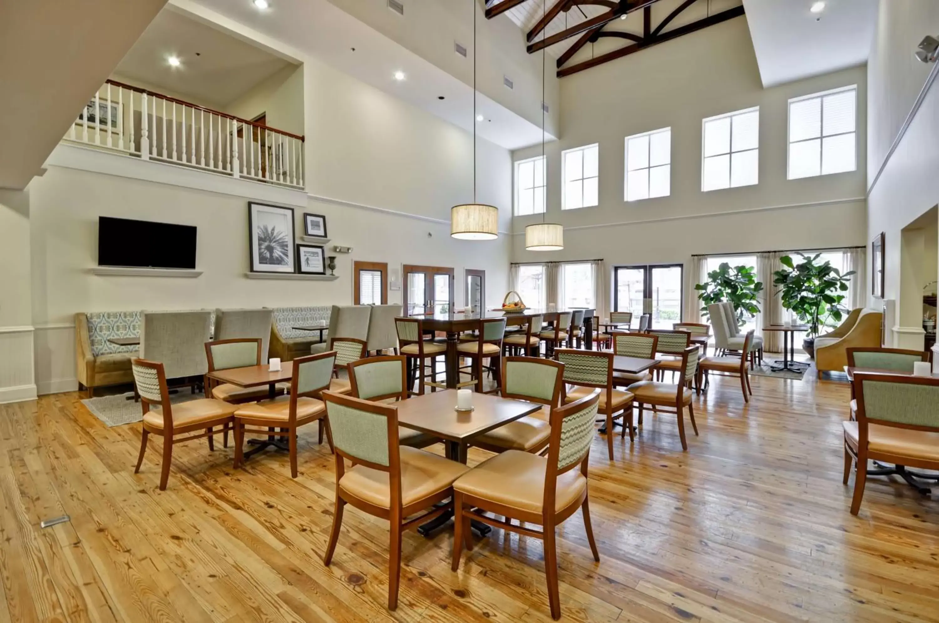 Dining area, Restaurant/Places to Eat in Hampton Inn & Suites Charleston-West Ashley