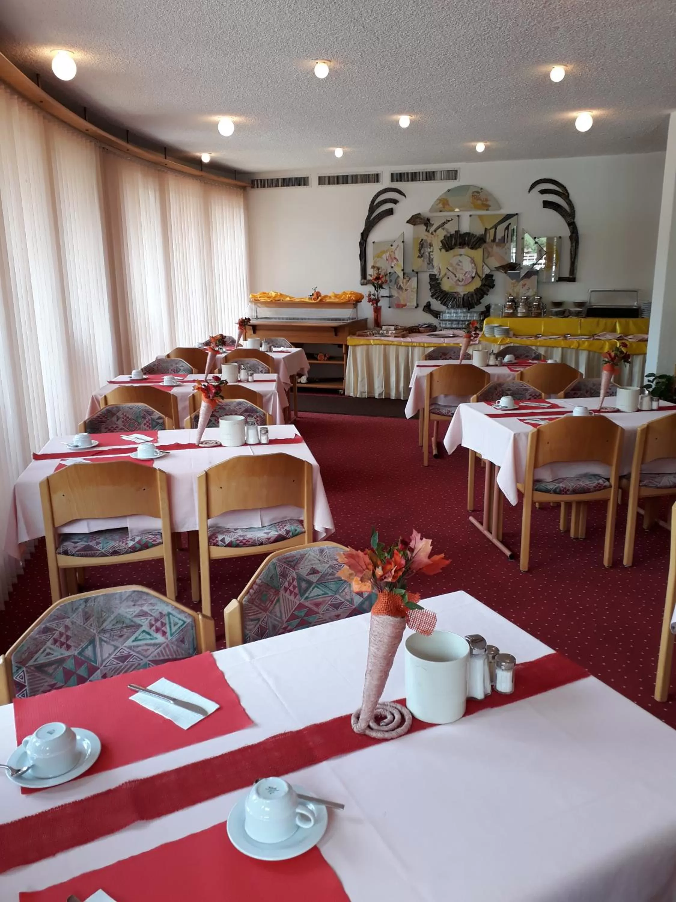 Buffet breakfast, Restaurant/Places to Eat in Hotel Alex Business & SPA