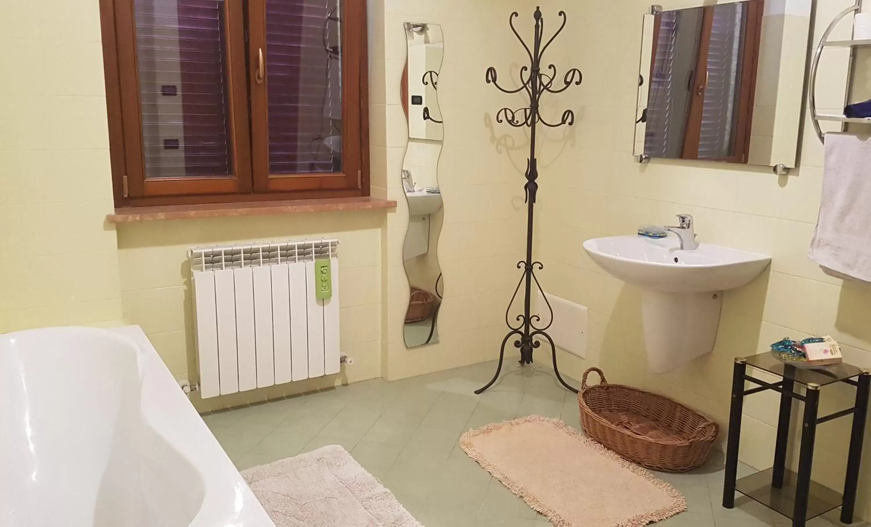 Bathroom in Recanati Family