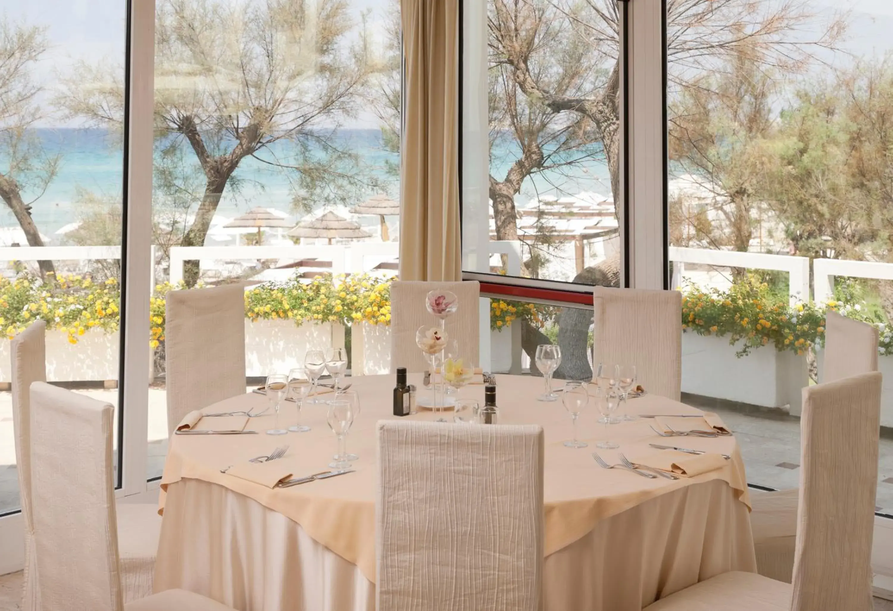 Restaurant/places to eat in Grand Hotel Costa Brada Restaurant/places to eat in Grand Hotel Costa Brada